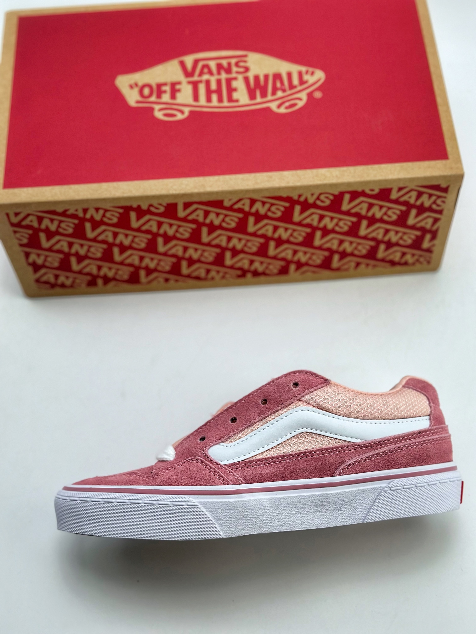 160 Vans Classics Knu Skool 粉白厚鞋舌面包鞋 Vans超火的土豆鞋