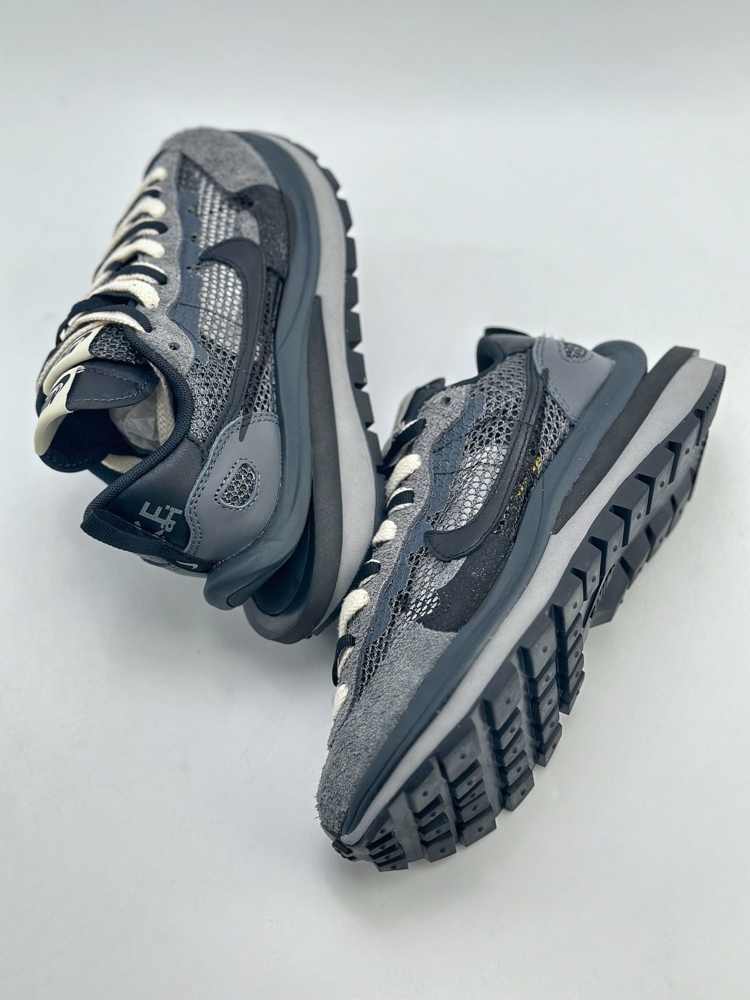 240 Sacai x NIKE VAPORWAFFLE 黑蓝 联名解构走秀款 CV1363-103