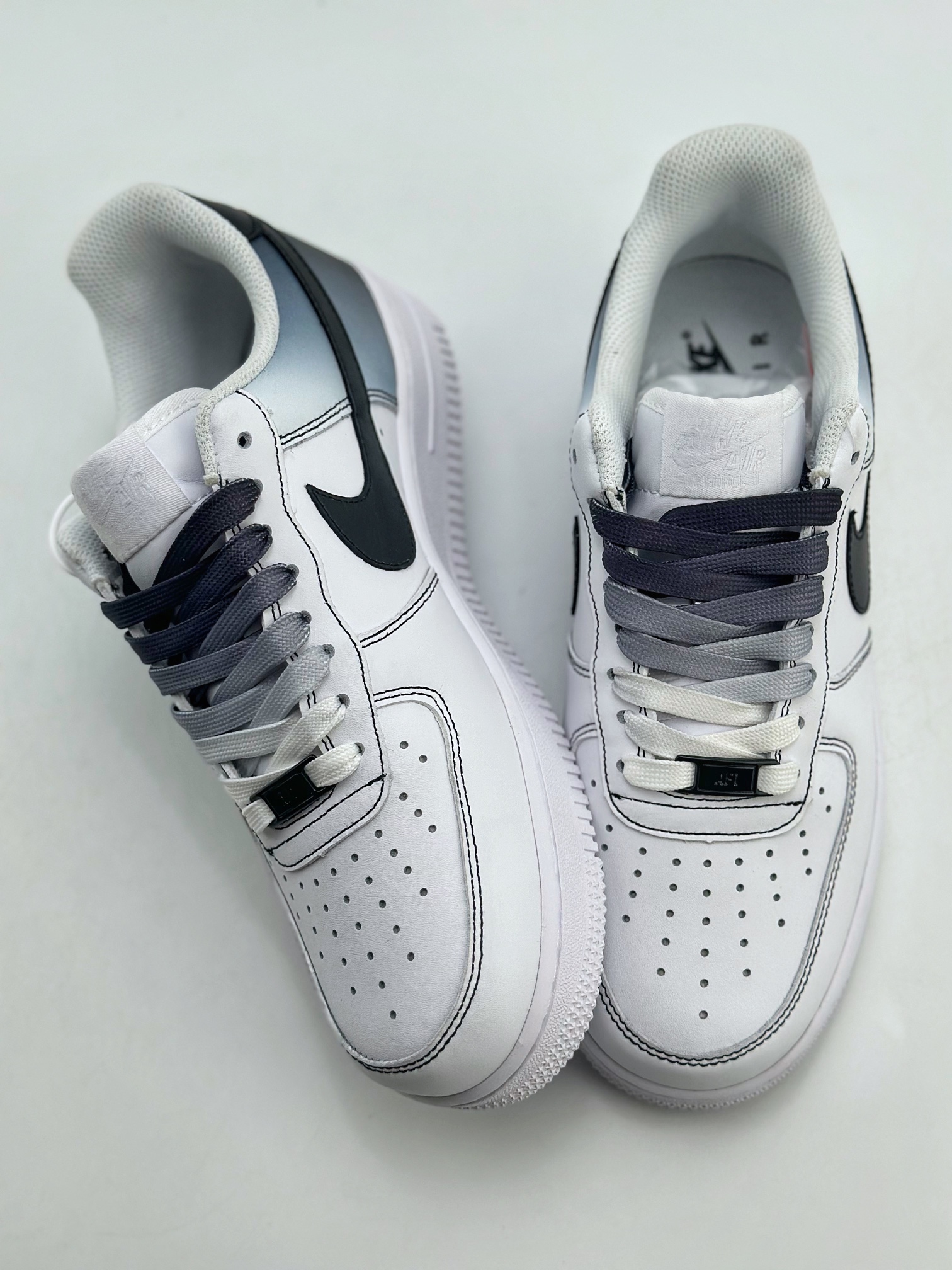 220 Nike Air Force 1 Low 07 白黑渐变 FN0366-101