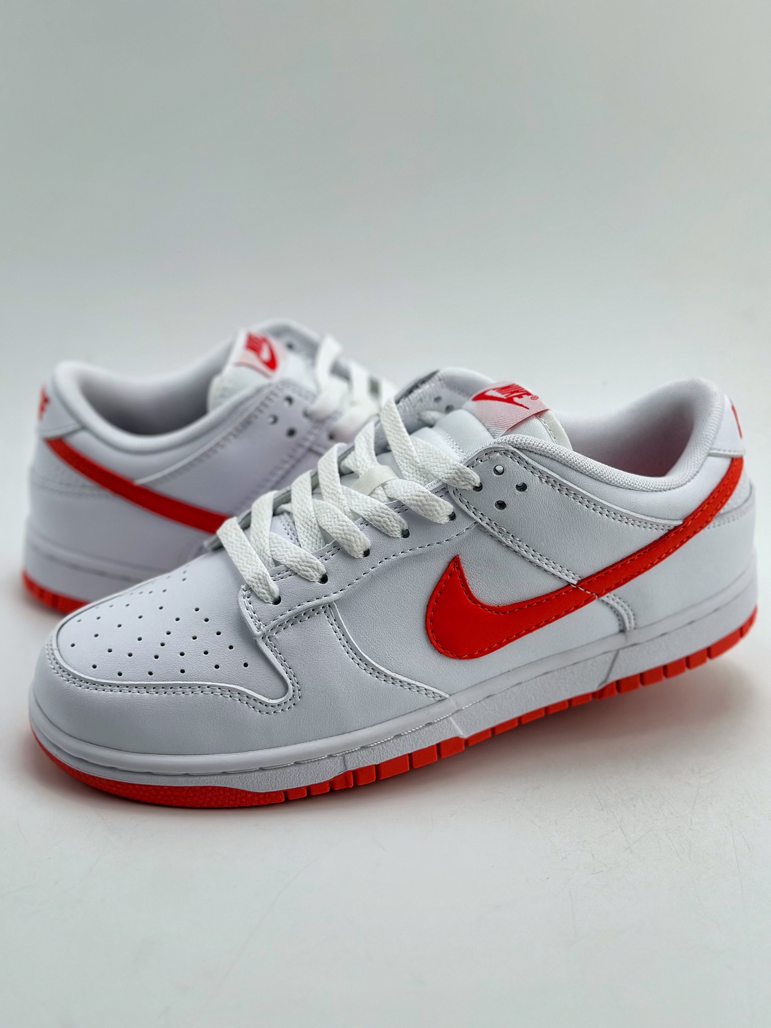 190 NIKE SB Dunk Low “Picante Red” 白红 DV0831-103