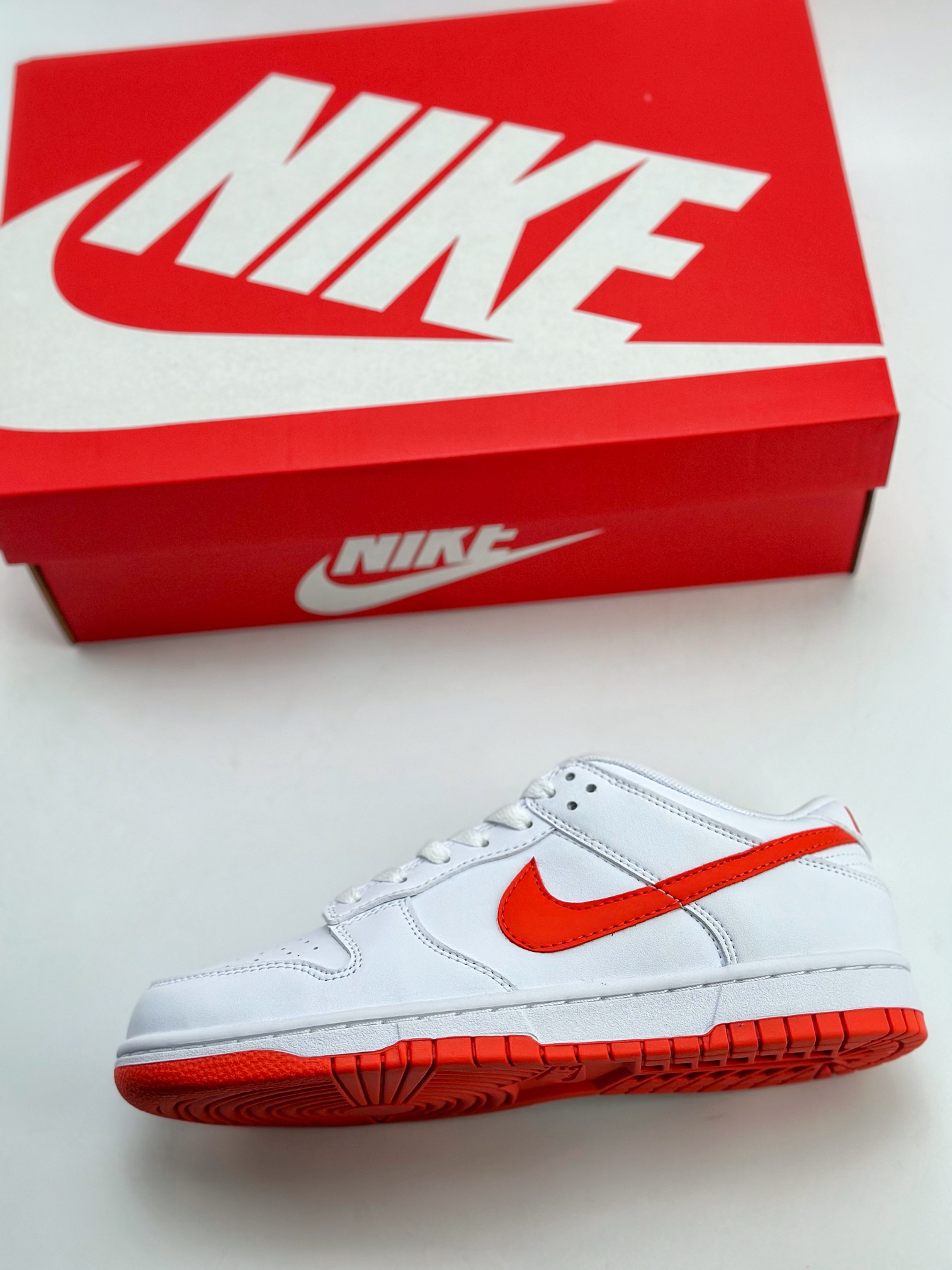 190 NIKE SB Dunk Low "Picante Red" 白红 DV0831-103