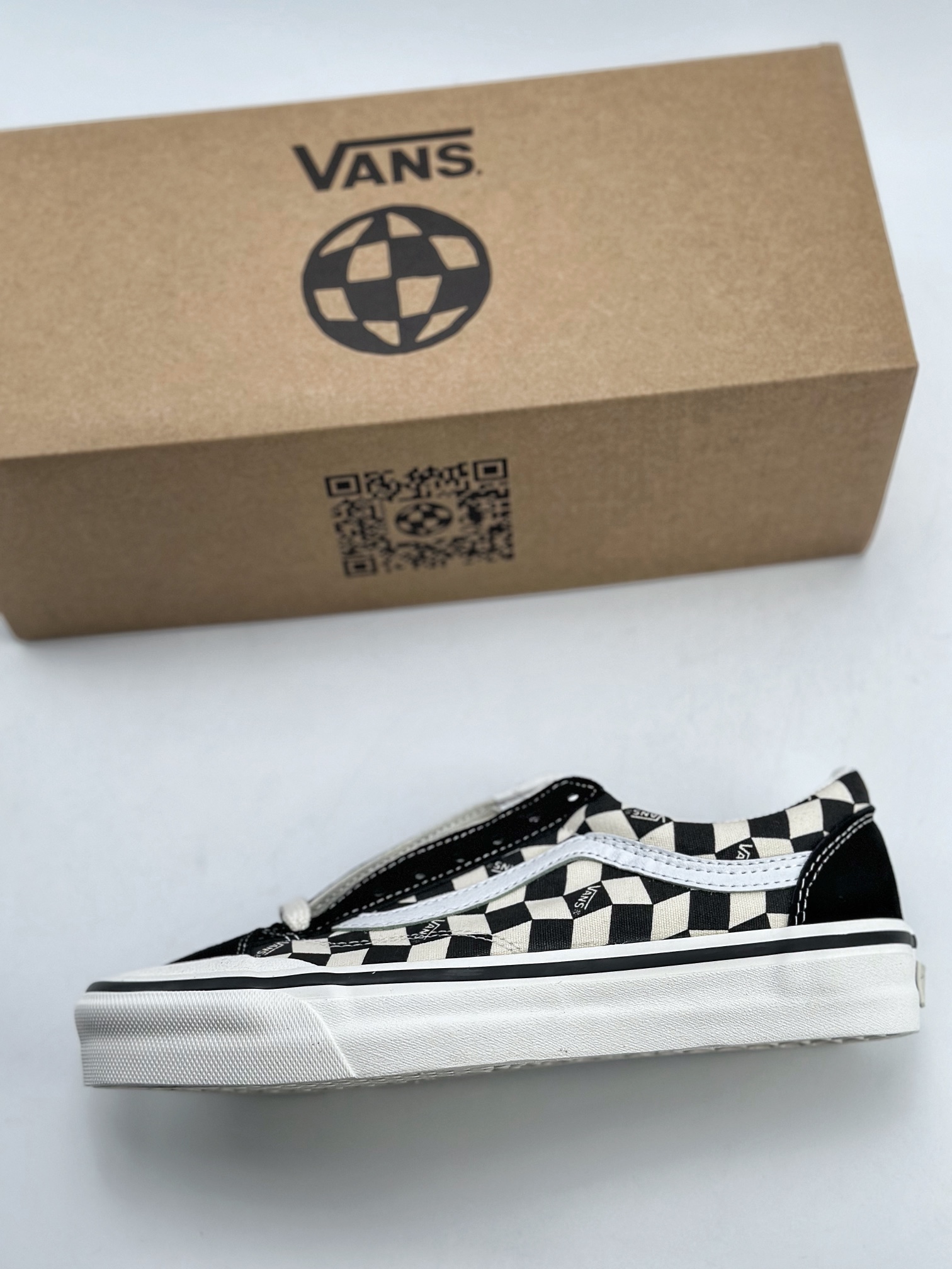 150 Vans Premium 高阶支线全新包头系列 Vans Old Skool Reissue 136 范斯官方硫化鞋  VN000MT6BPQ