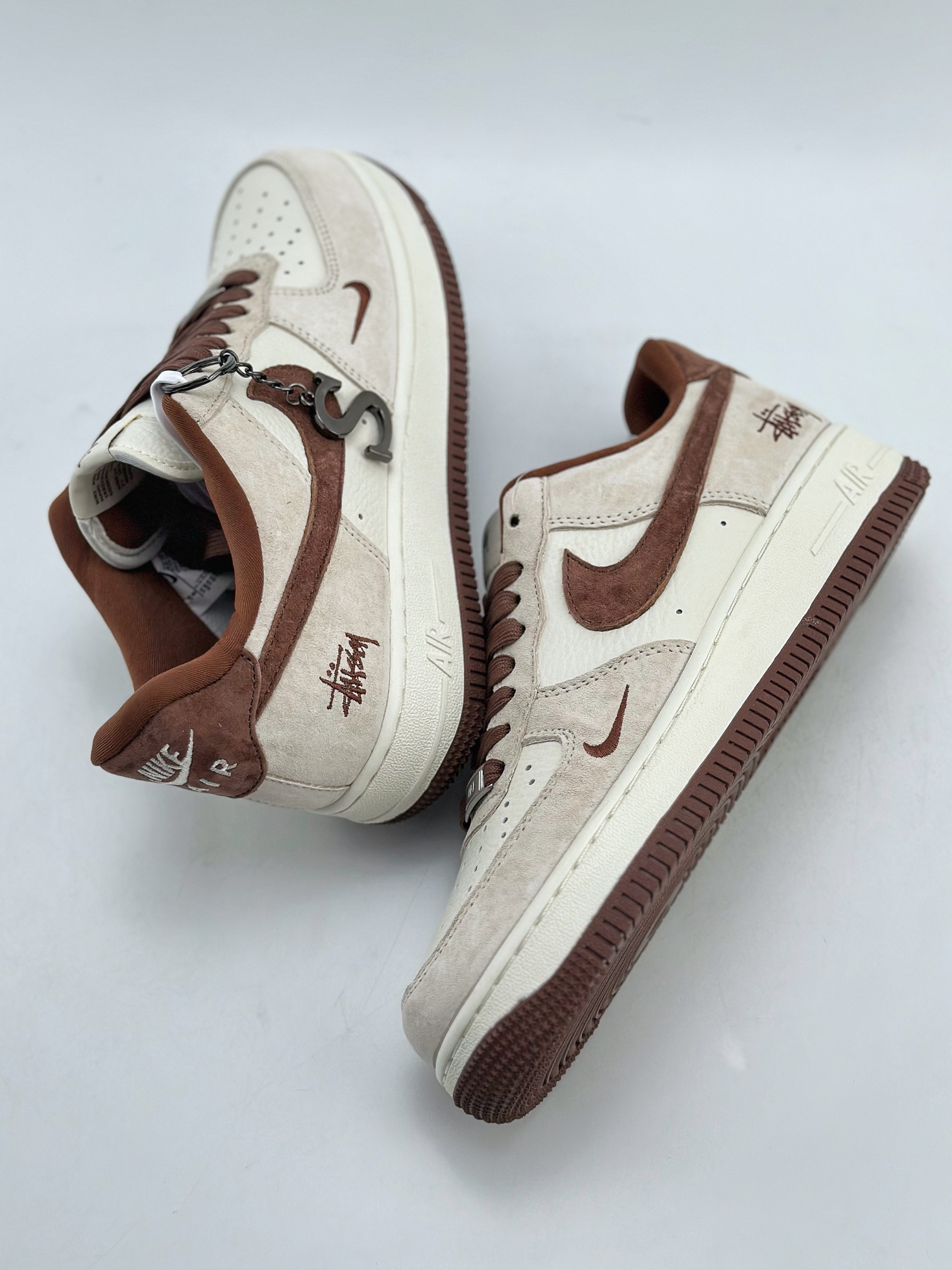 260 Nike Air Force 1 Low 07 x Stussy 斯图西白棕 HD1968-017