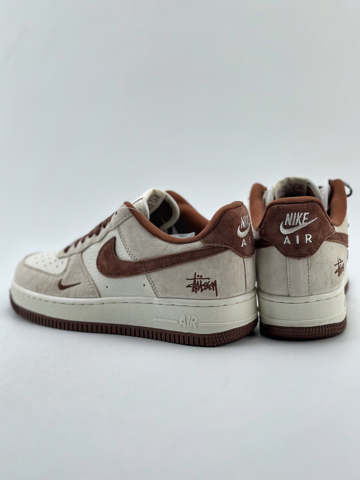 260 Nike Air Force 1 Low 07 x Stussy 斯图西白棕 HD1968-017