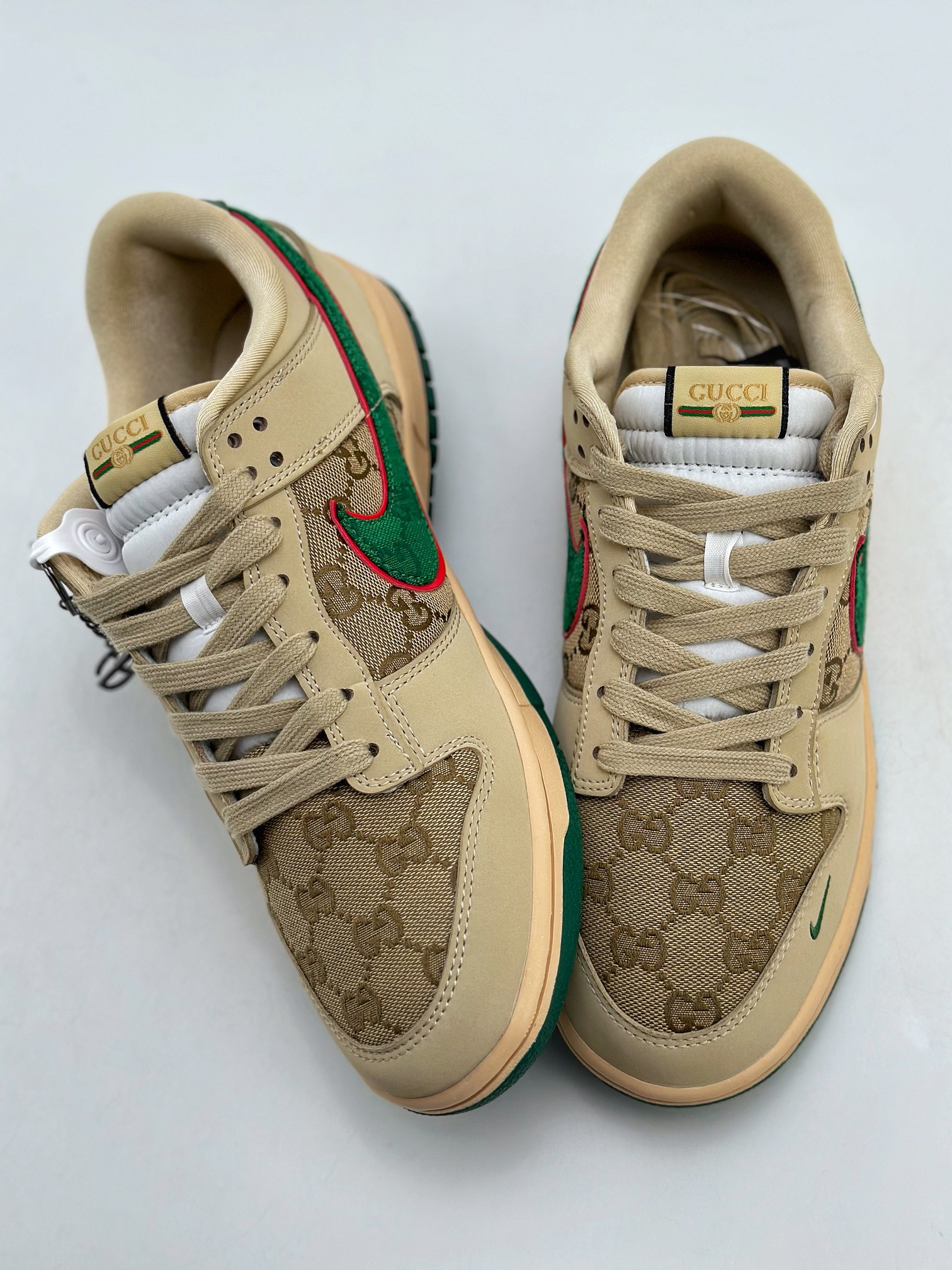 280 Nike SB Dunk Low x GUCCI 小脏鞋 DQ1098-357