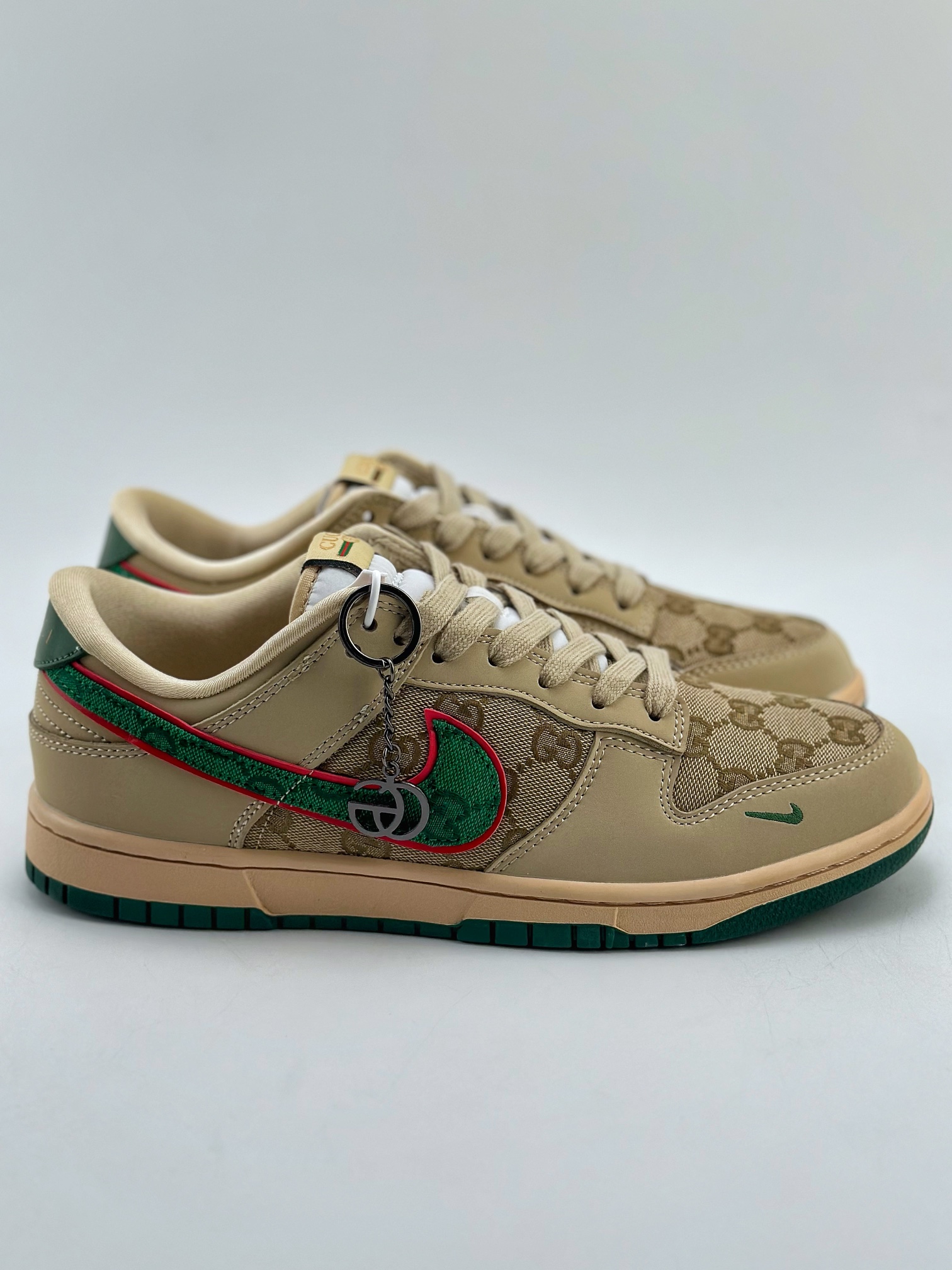 280 Nike SB Dunk Low x GUCCI 小脏鞋 DQ1098-357