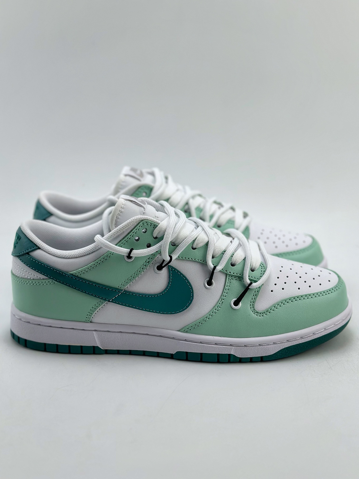 260 Nike SB Dunk Low 捣蛋玩偶 青绿薄荷 绿白 FD9911-101