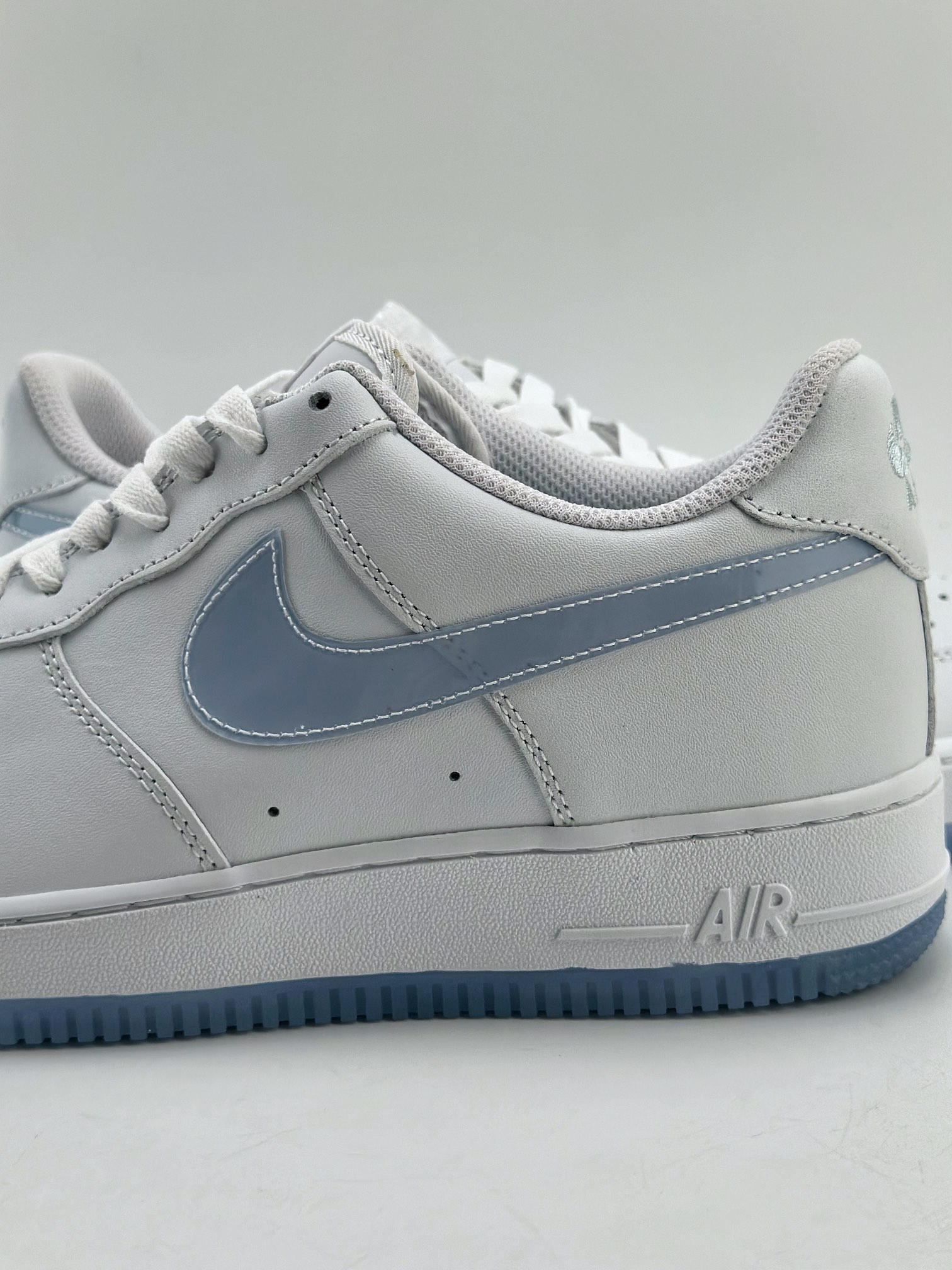 220 Nike Air Force 1 Low 07 白天蓝果冻勾 WU5696-033