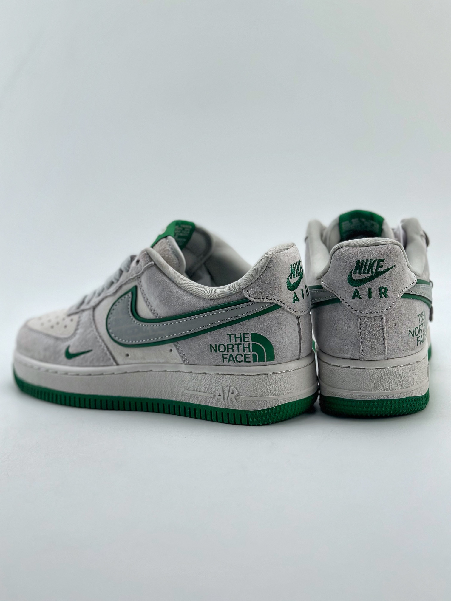 260 Nike Air Force 1 Low 07 x CDG x The North Face 白绿 HD1968-021