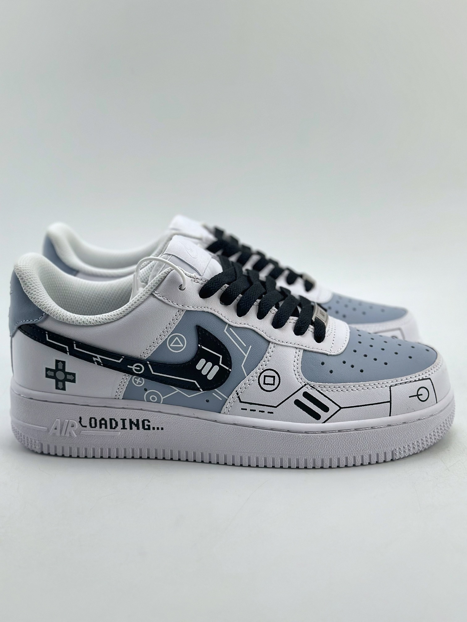 240 Nike Air Force 1 Low 07 野鹤制造 电玩 黑白灰