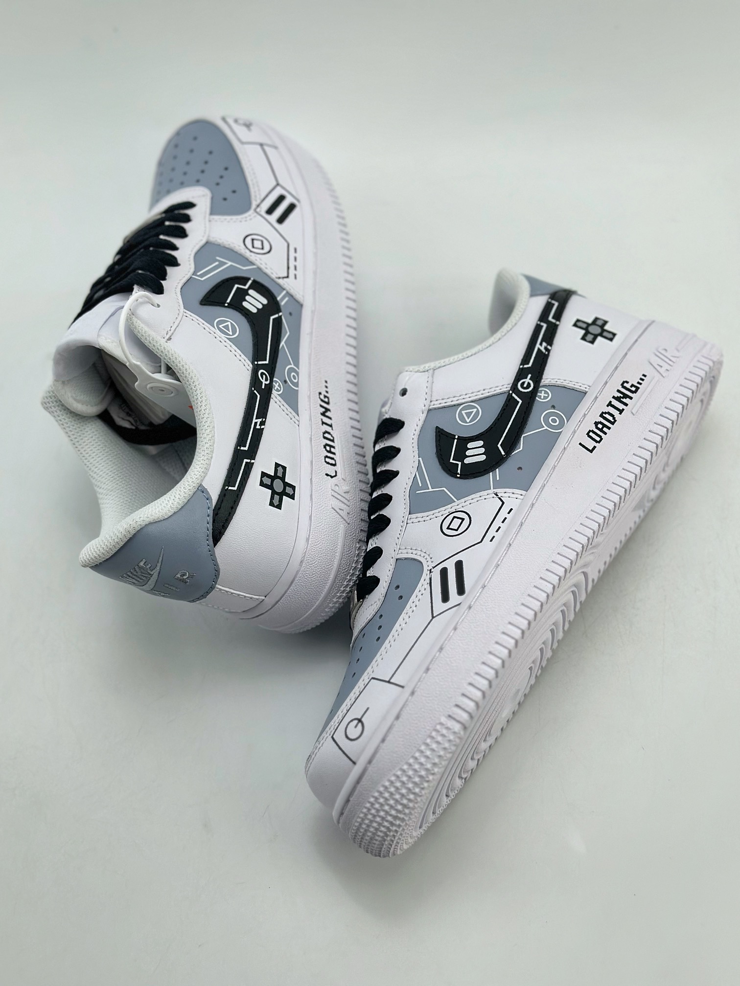 240 Nike Air Force 1 Low 07 野鹤制造 电玩 黑白灰