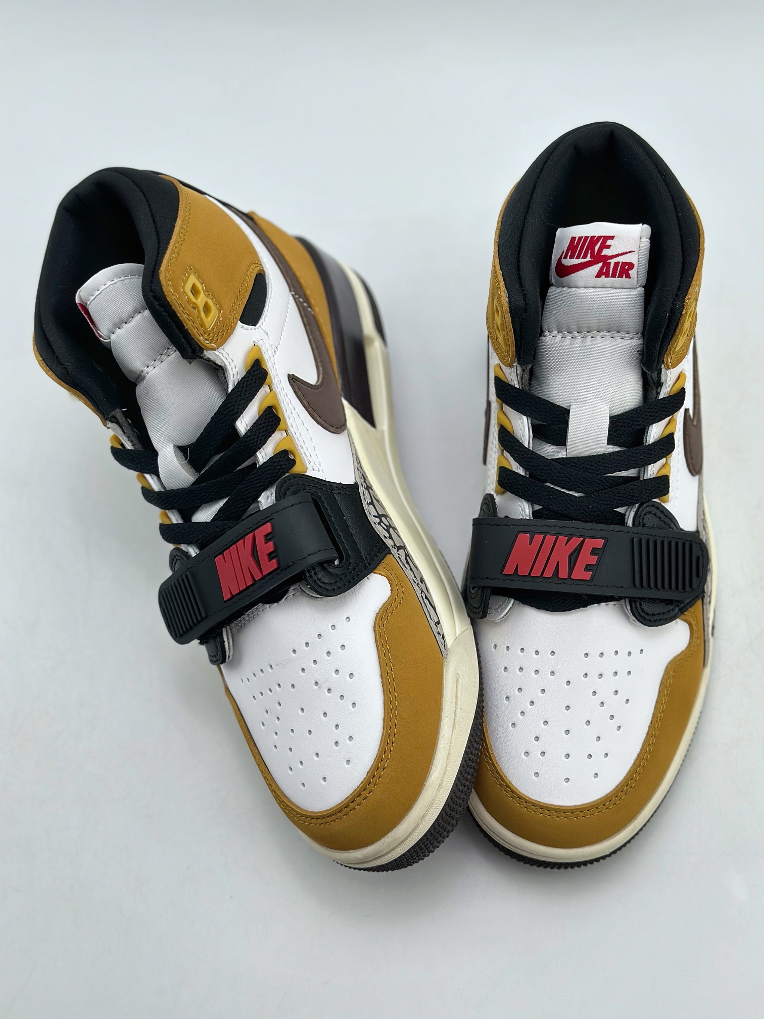 260  Nike Air Jordan Legacy 312 High 乔丹最强三合一混合版 AV3922-102