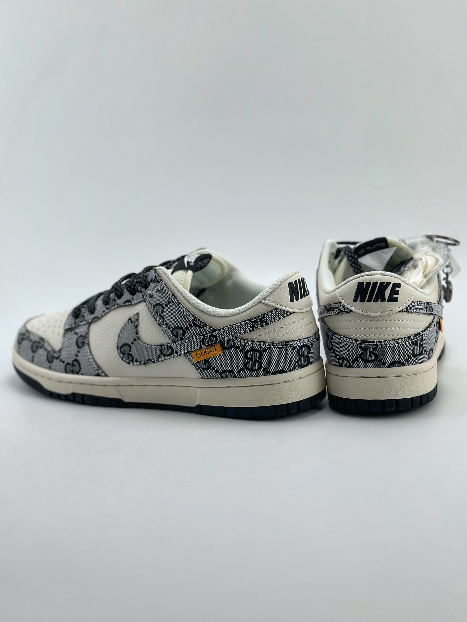 280 Nike SB Dunk Low x GUCCI 米白牛仔印花 BB9676-311