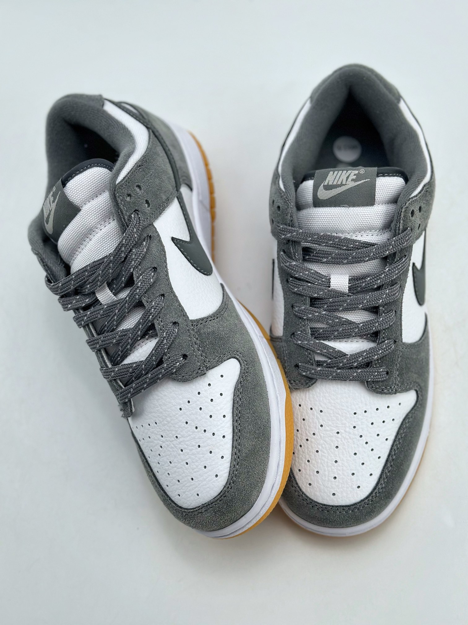 190 NIKE SB Dunk Low "Grey Gum" 白灰生胶 FV0389-100