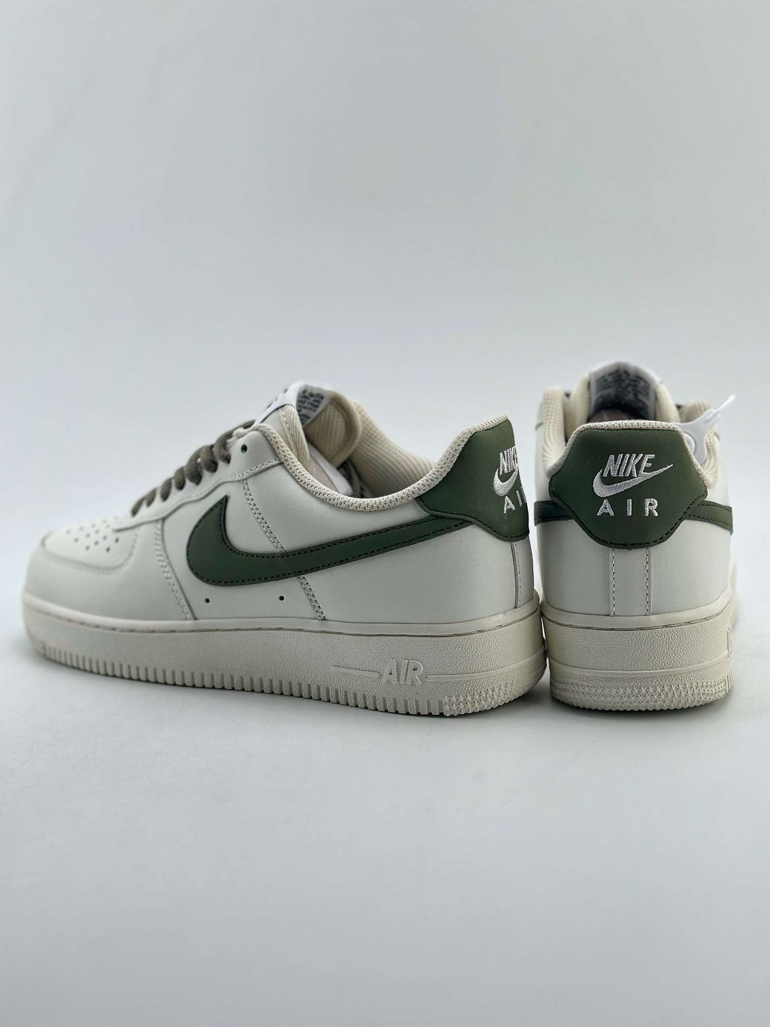 200 Nike Air Force 1 Low 07 白绿 CQ5059-110