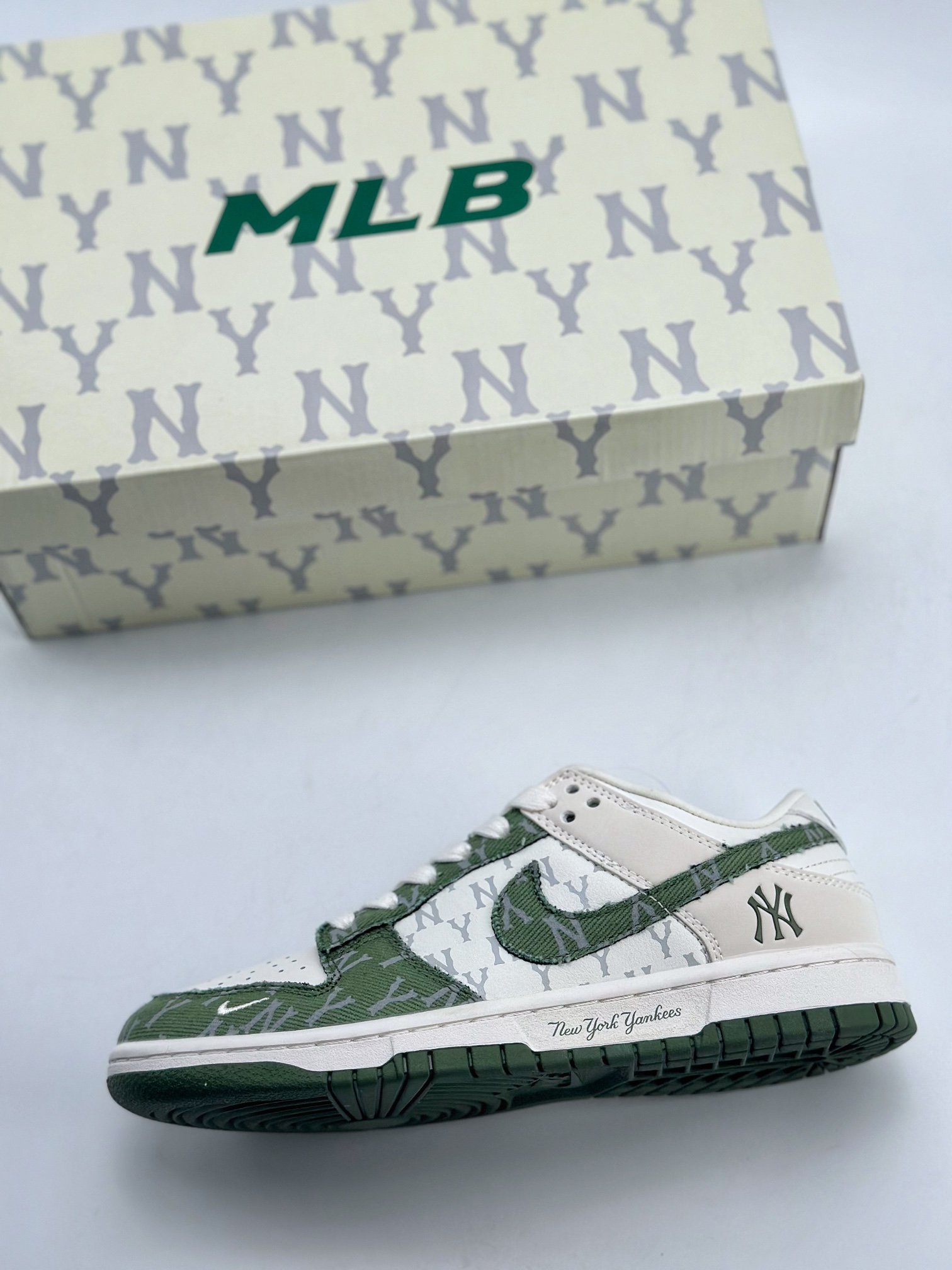 280 Nike SB Dunk Low x MLB 白黄牛仔印花 DQ1098-345