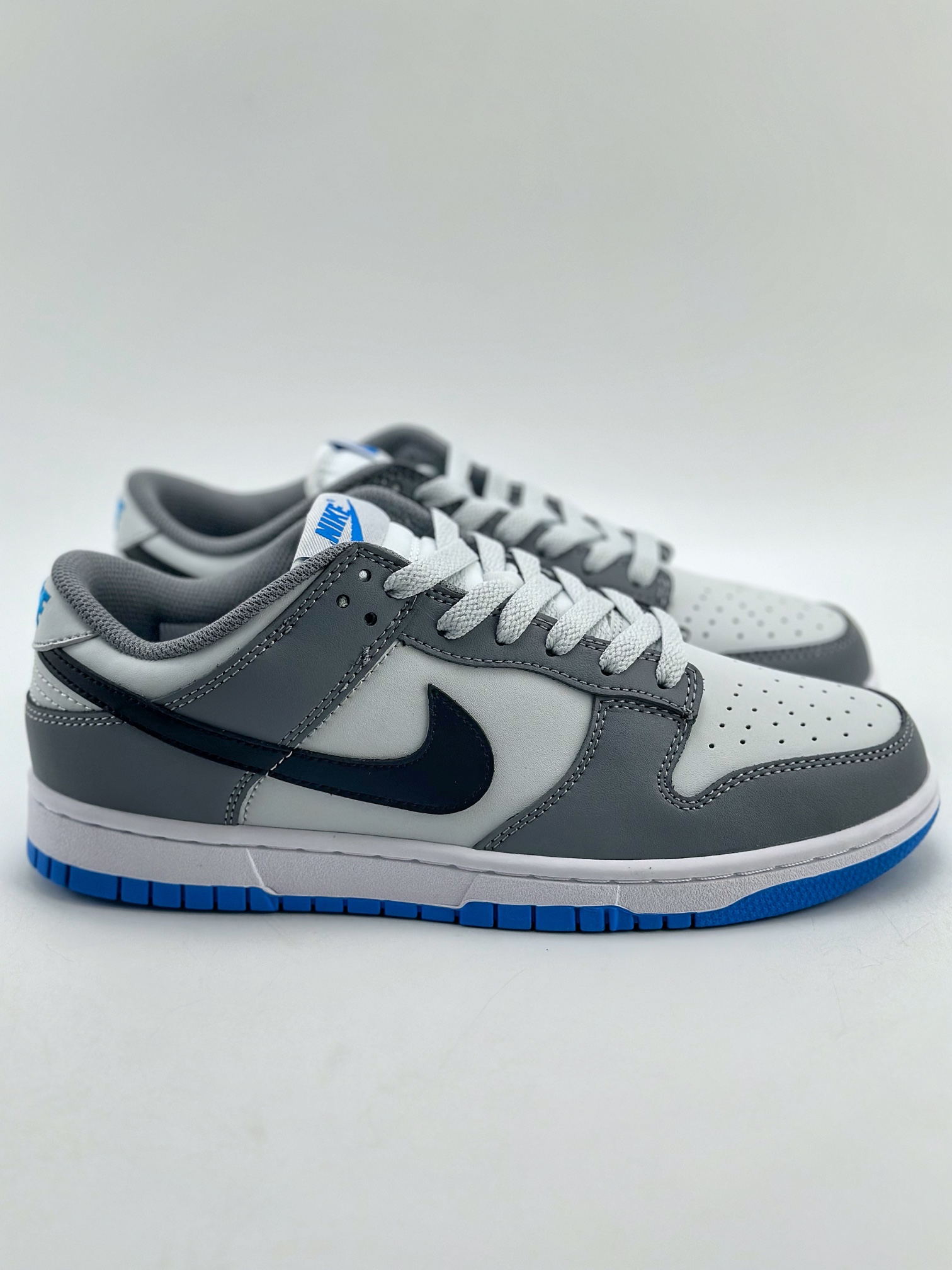 190 NIKE SB Dunk Low 白蓝灰 FB9109-001