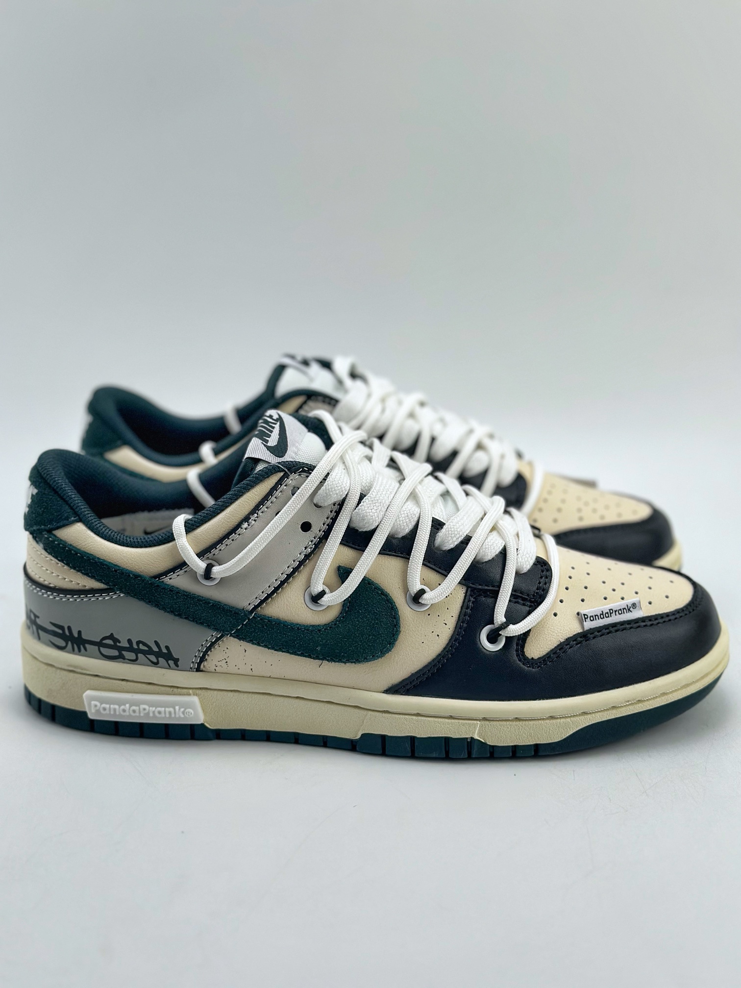 280 Nike SB Dunk Low 熊猫恶作剧 宇宙探索 星际迷航 FQ8080-133