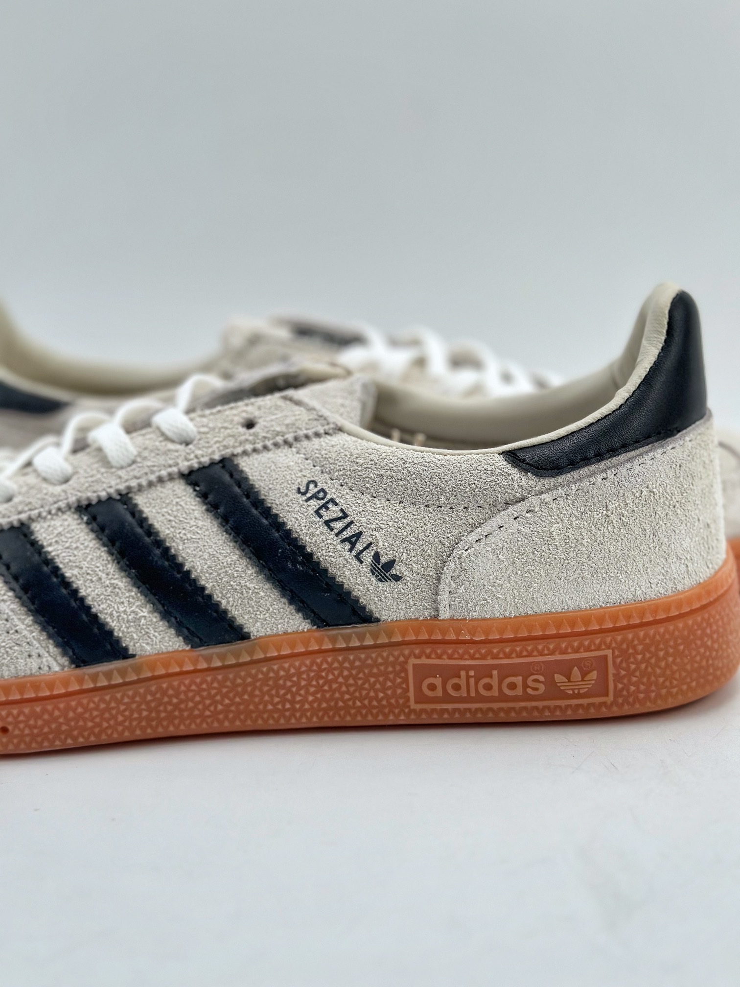 150 adidas originals Samba Handball Spezial M IF6562