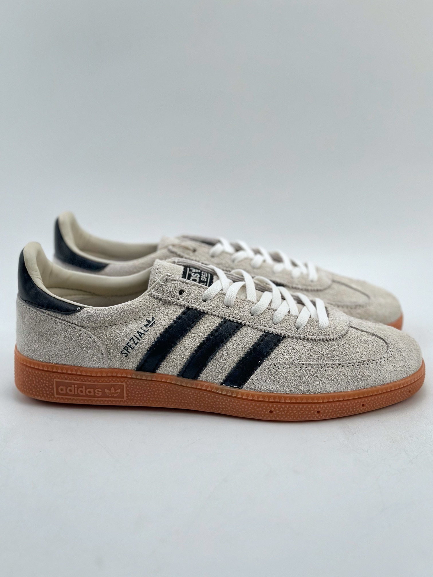 150 adidas originals Samba Handball Spezial M IF6562