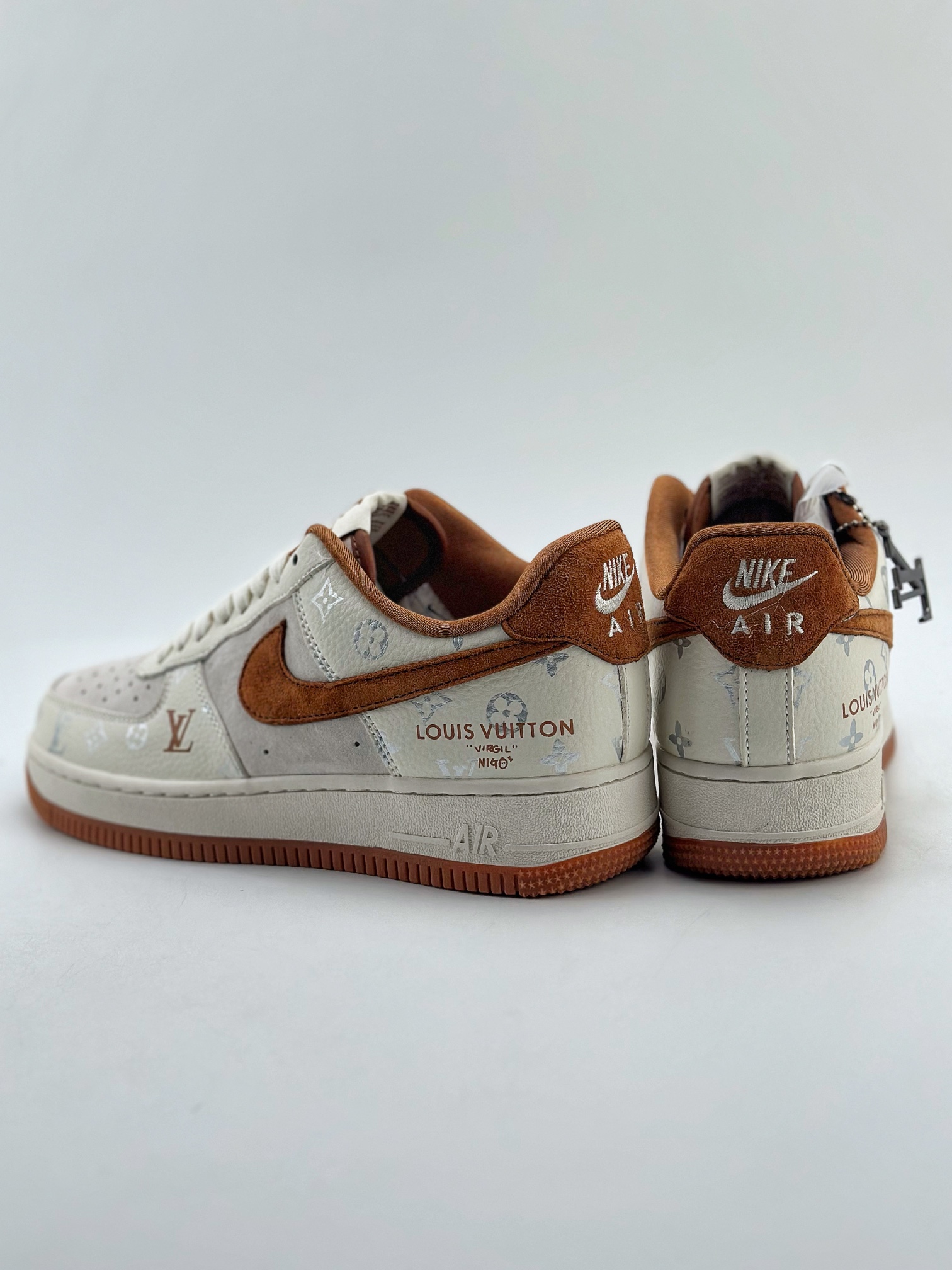 260 Nike Air Force 1 Low 07 x Louis Vuitton 白棕印花 CV1724-112