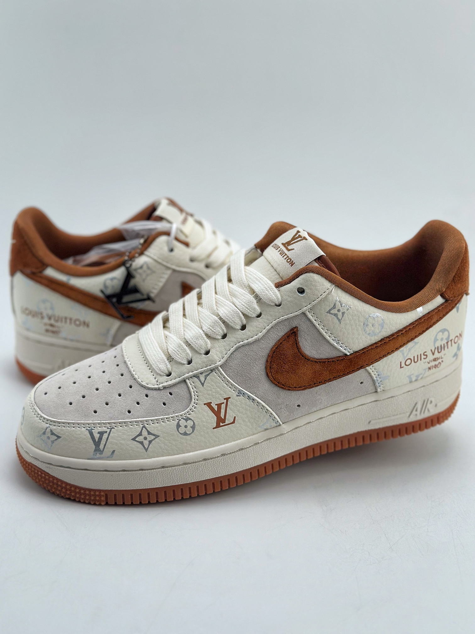 260 Nike Air Force 1 Low 07 x Louis Vuitton 白棕印花 CV1724-112