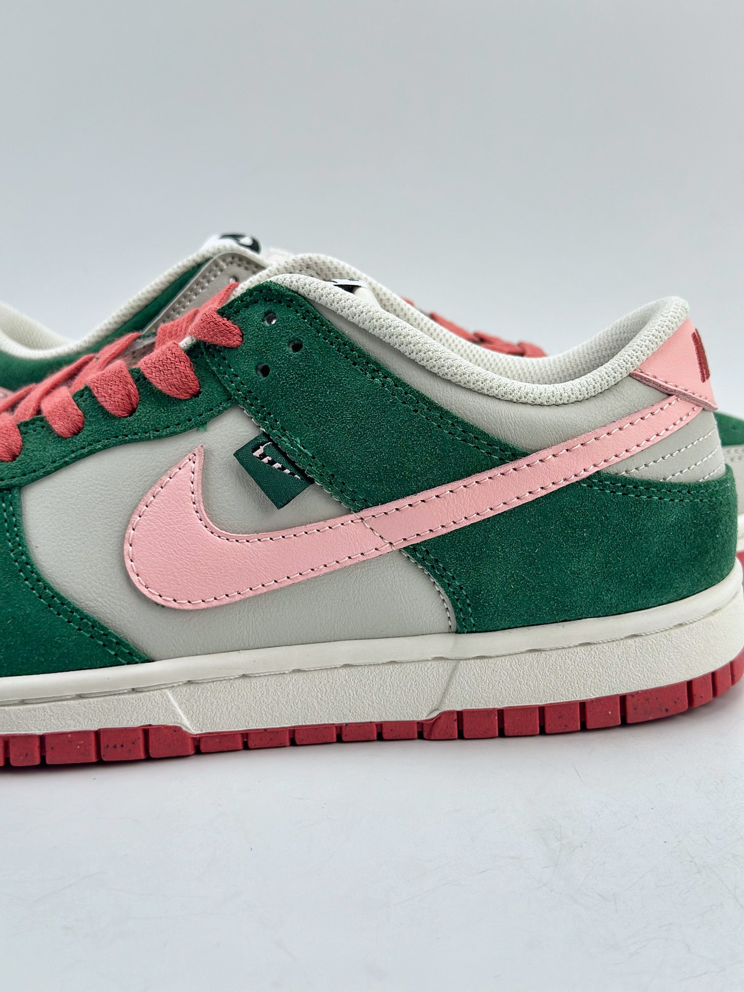 190 NIKE SB Dunk Low 粉绿 FN8923-061