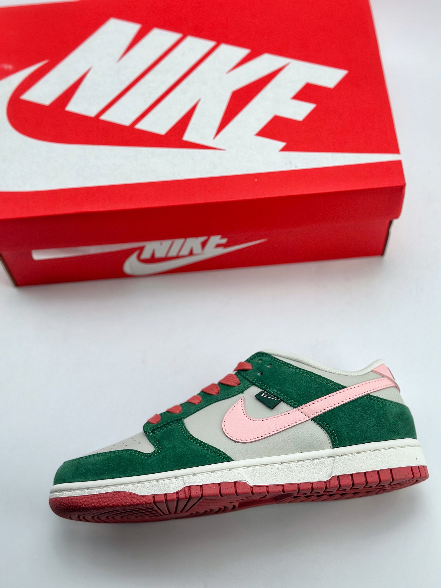 190 NIKE SB Dunk Low 粉绿 FN8923-061