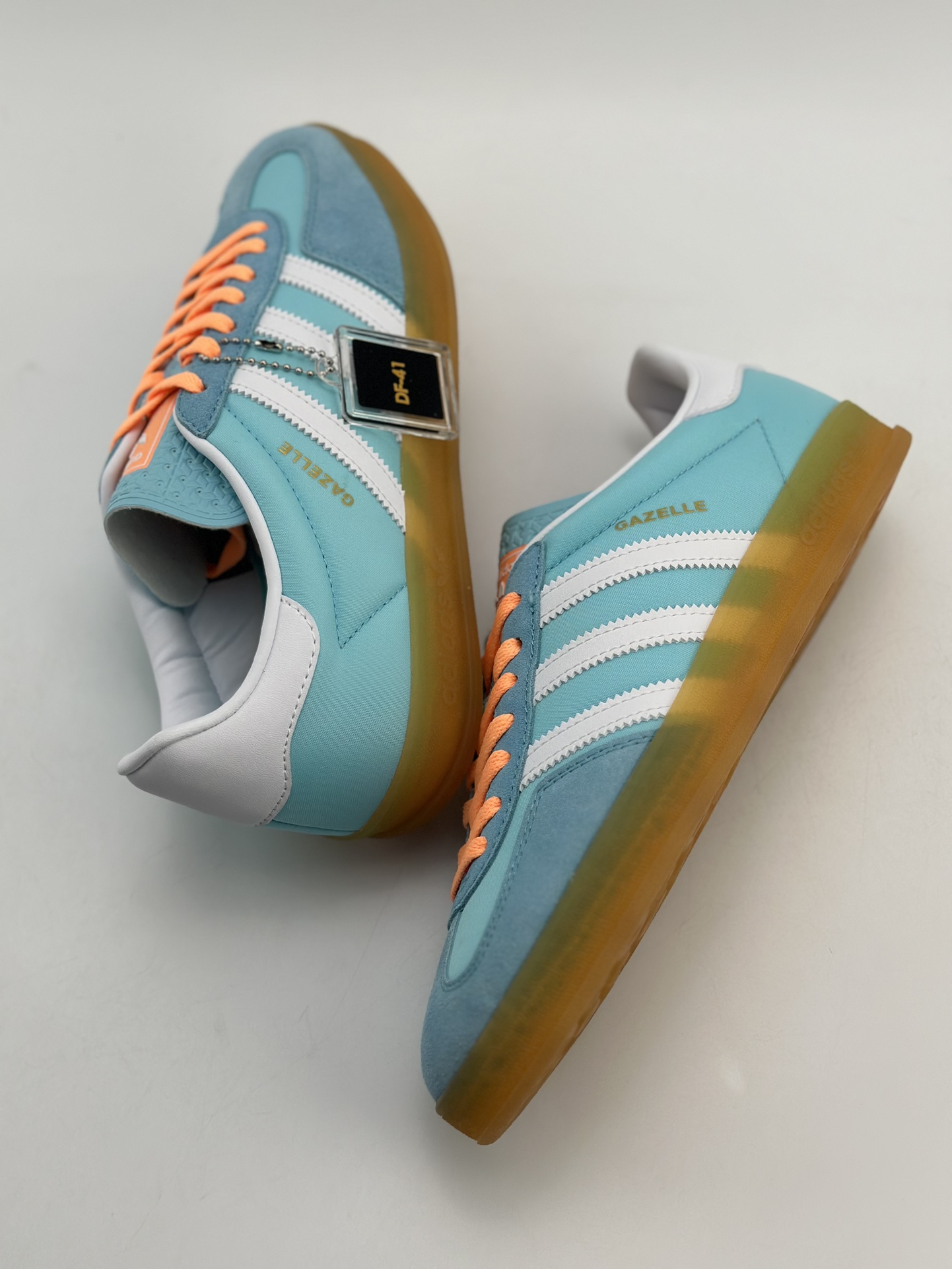 adidas Originals Gazelle INdoor M 三叶草休闲防滑耐磨低帮板鞋 HQ9017