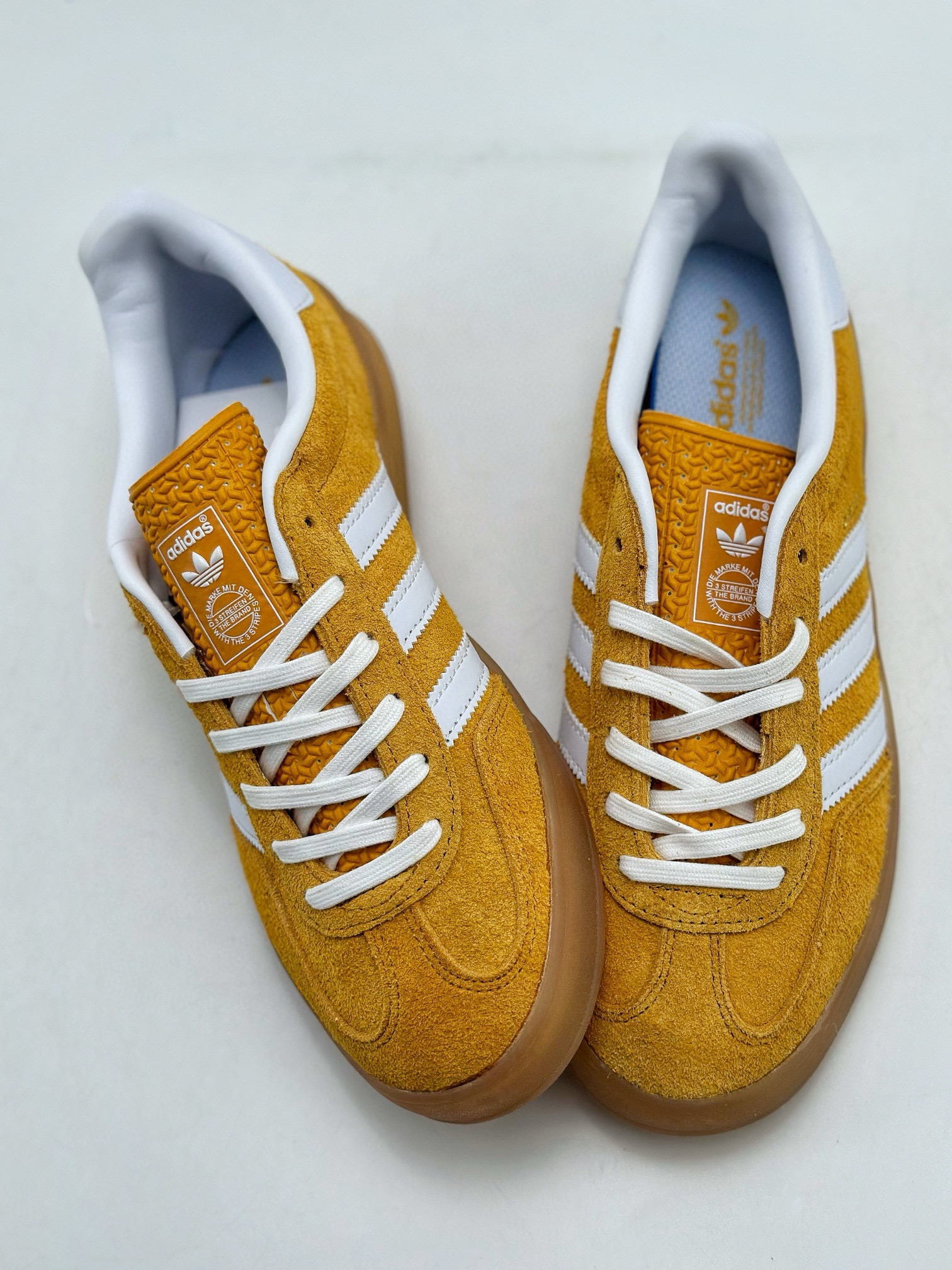 adidas Originals Gazelle INdoor M 三叶草休闲防滑耐磨低帮板鞋  HQ8716