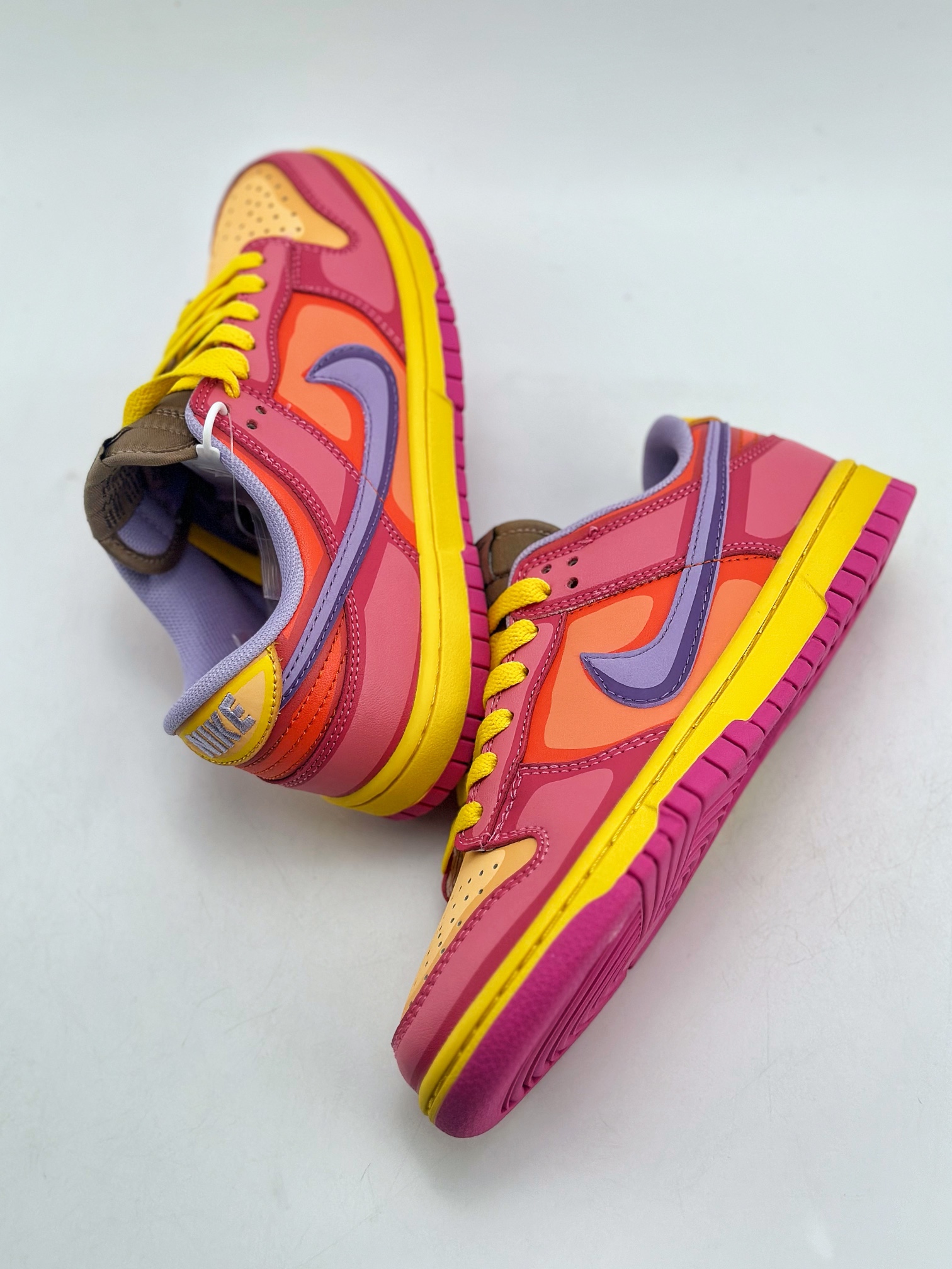 170 NIKE SB Dunk Low 泡泡糖色 MG1486-049