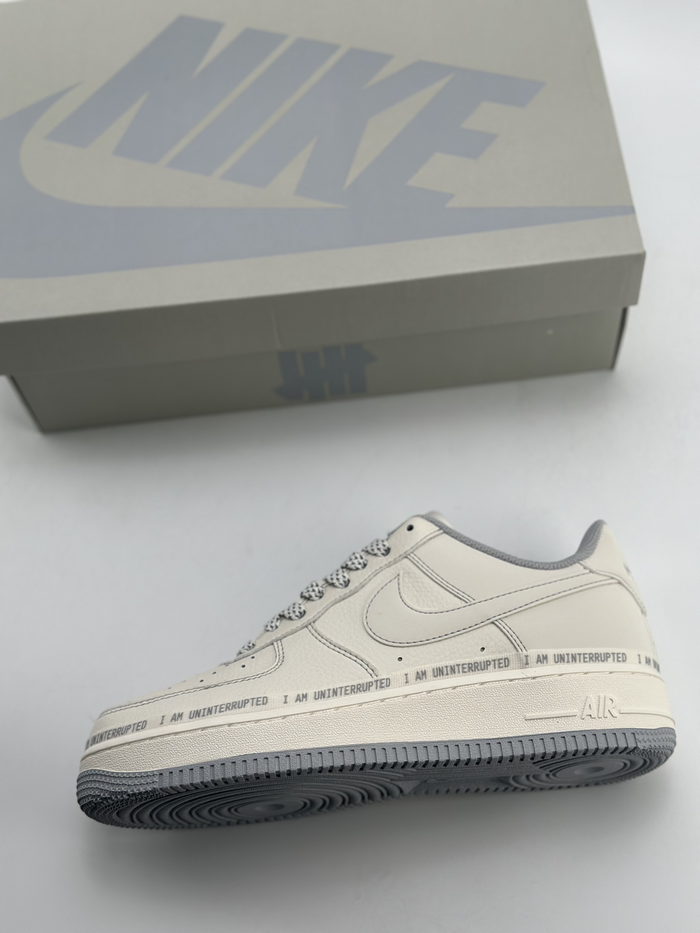 200 Nike Air Force 1 Low 07 x Uninterrupted “白灰签名涂鸦3M” DW8802-603