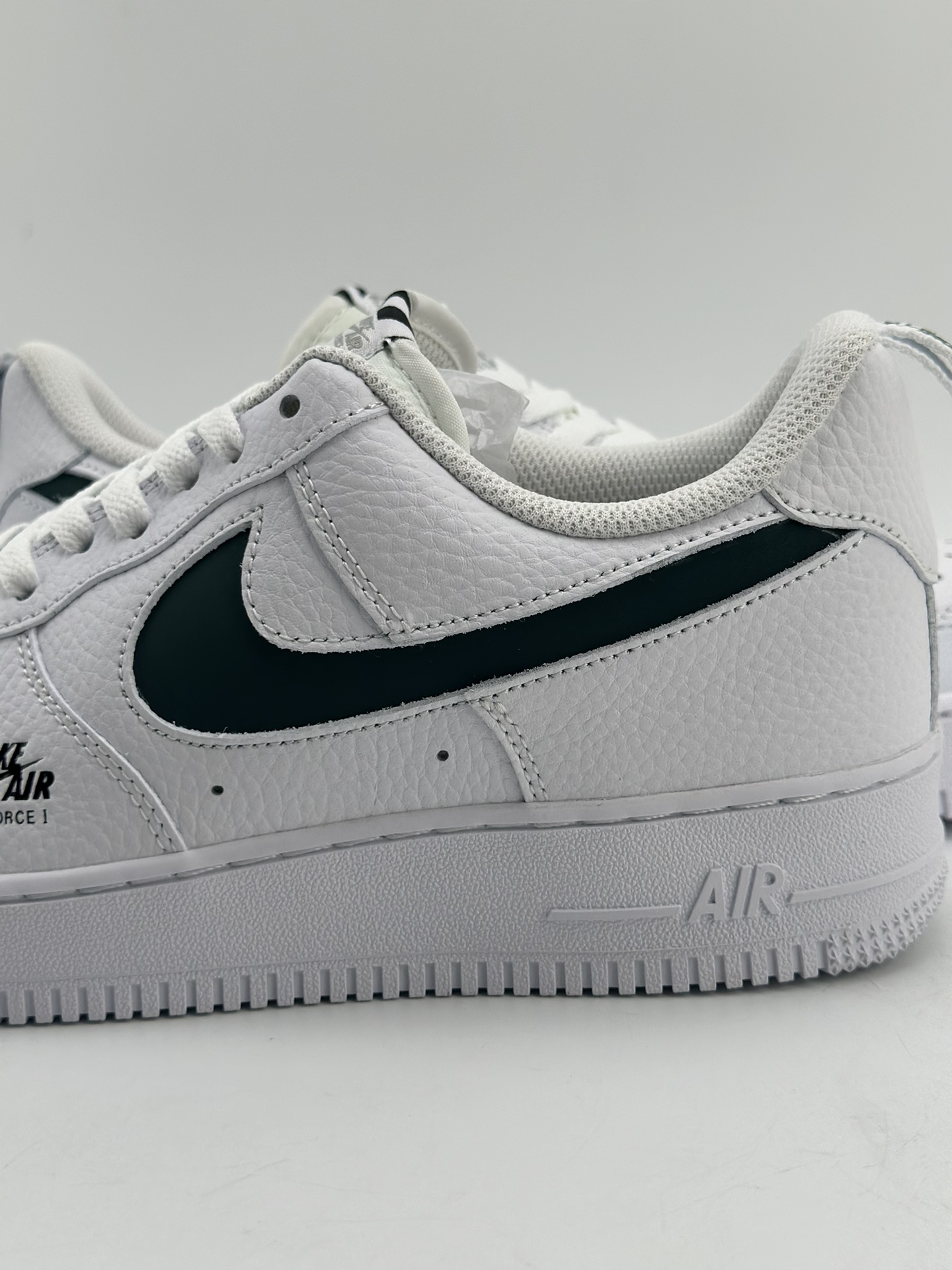 200 Nike Air Force 1 Low 07 解构白绿 CV3039-116