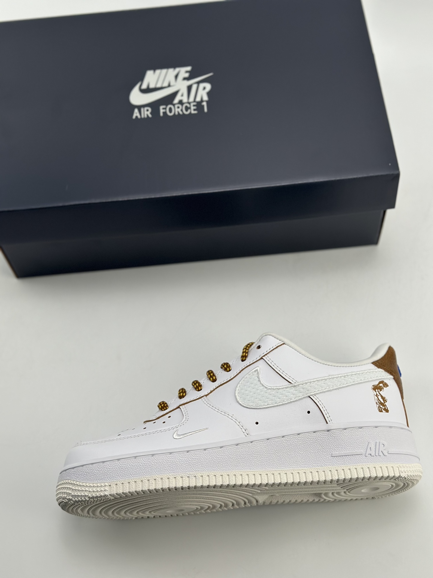 200 Nike Air Force 1 Low 07 白棕 HF5716-111