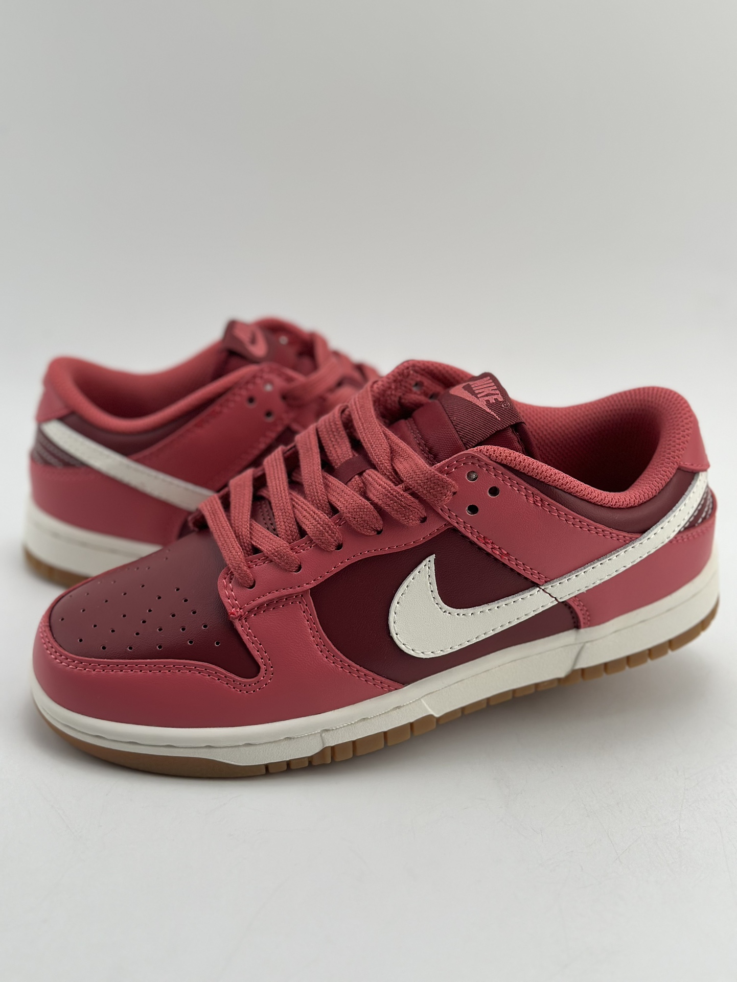 190 NIKE SB Dunk Low “Desert Berry” 粉红 DD1503-603