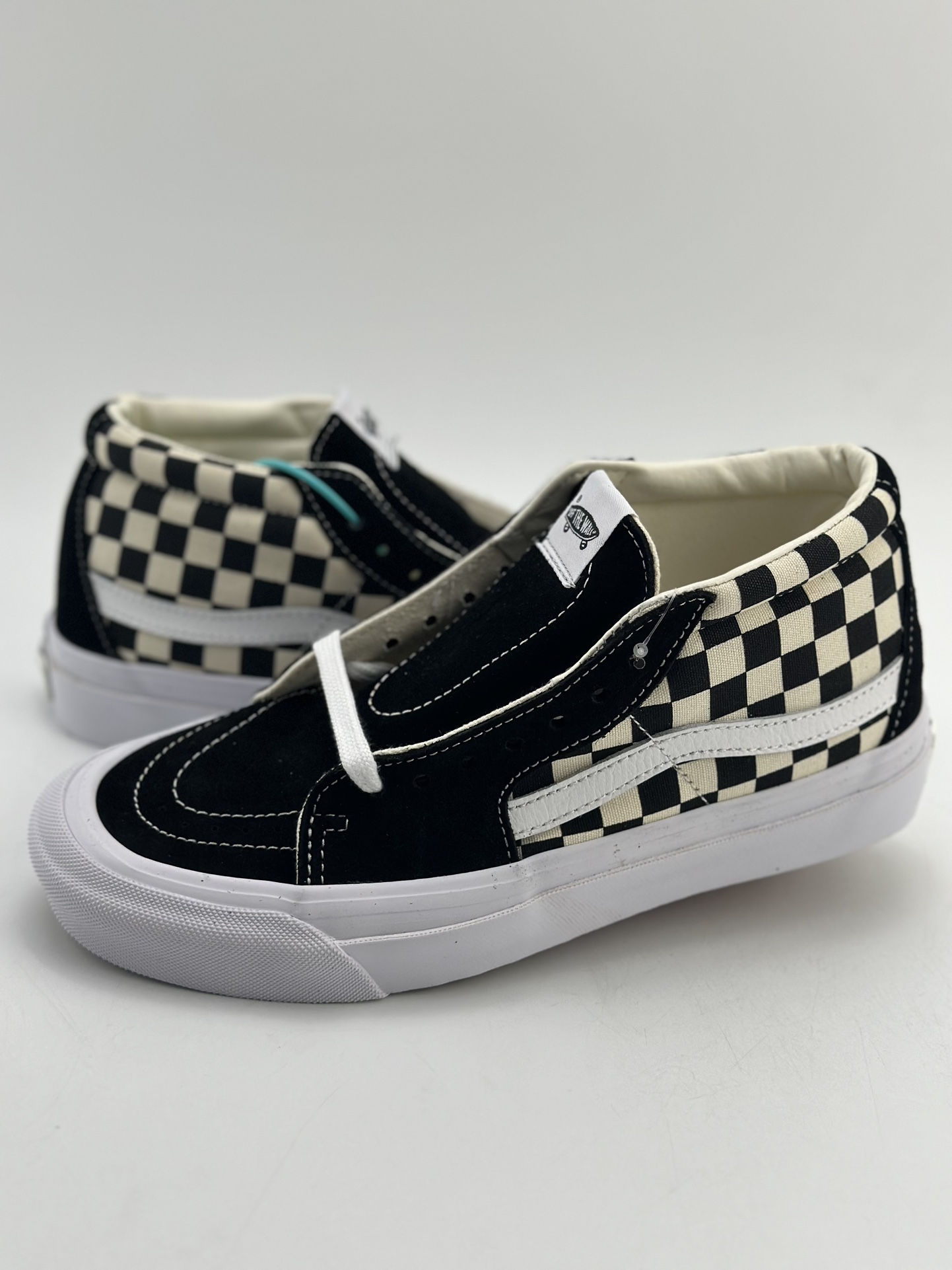 160 Vans范斯官方 Premium Sk8-Mid Reissue 83棋盘格板鞋