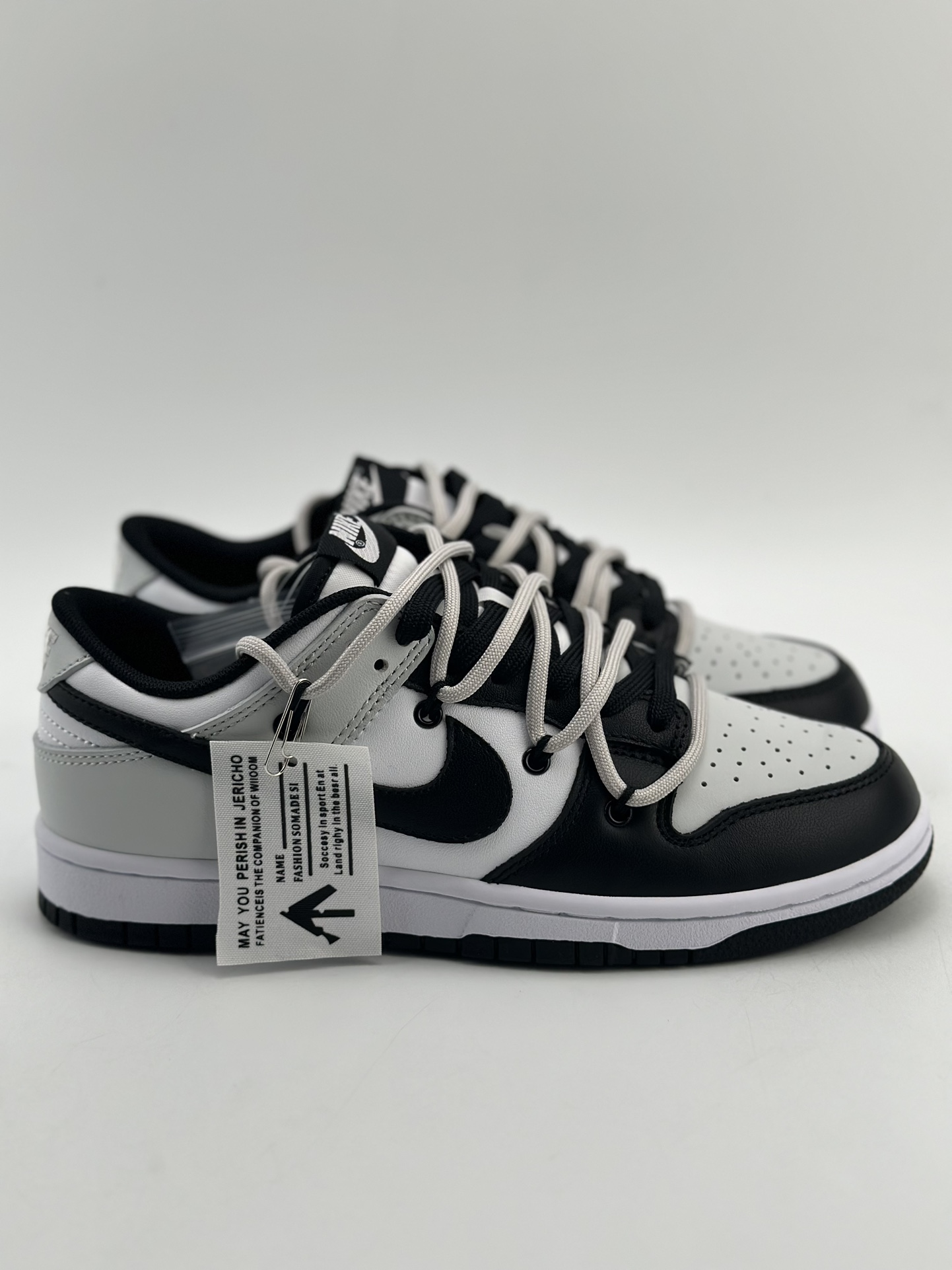 240 Nike SB Dunk Low 字母 熊猫 解构 黑灰 CW1590-100