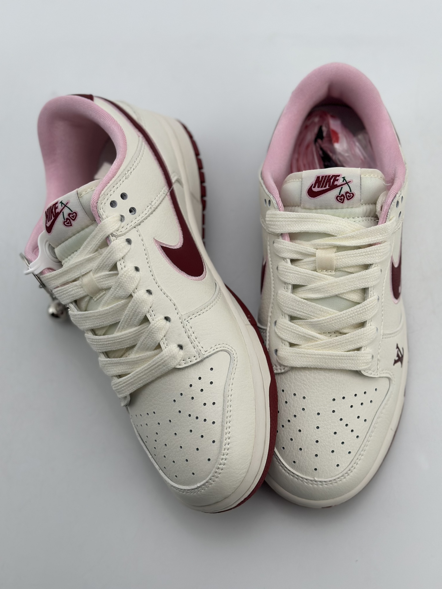 Nike SB Dunk Low x Louis Vuitton 情人节樱桃 XX2025-312