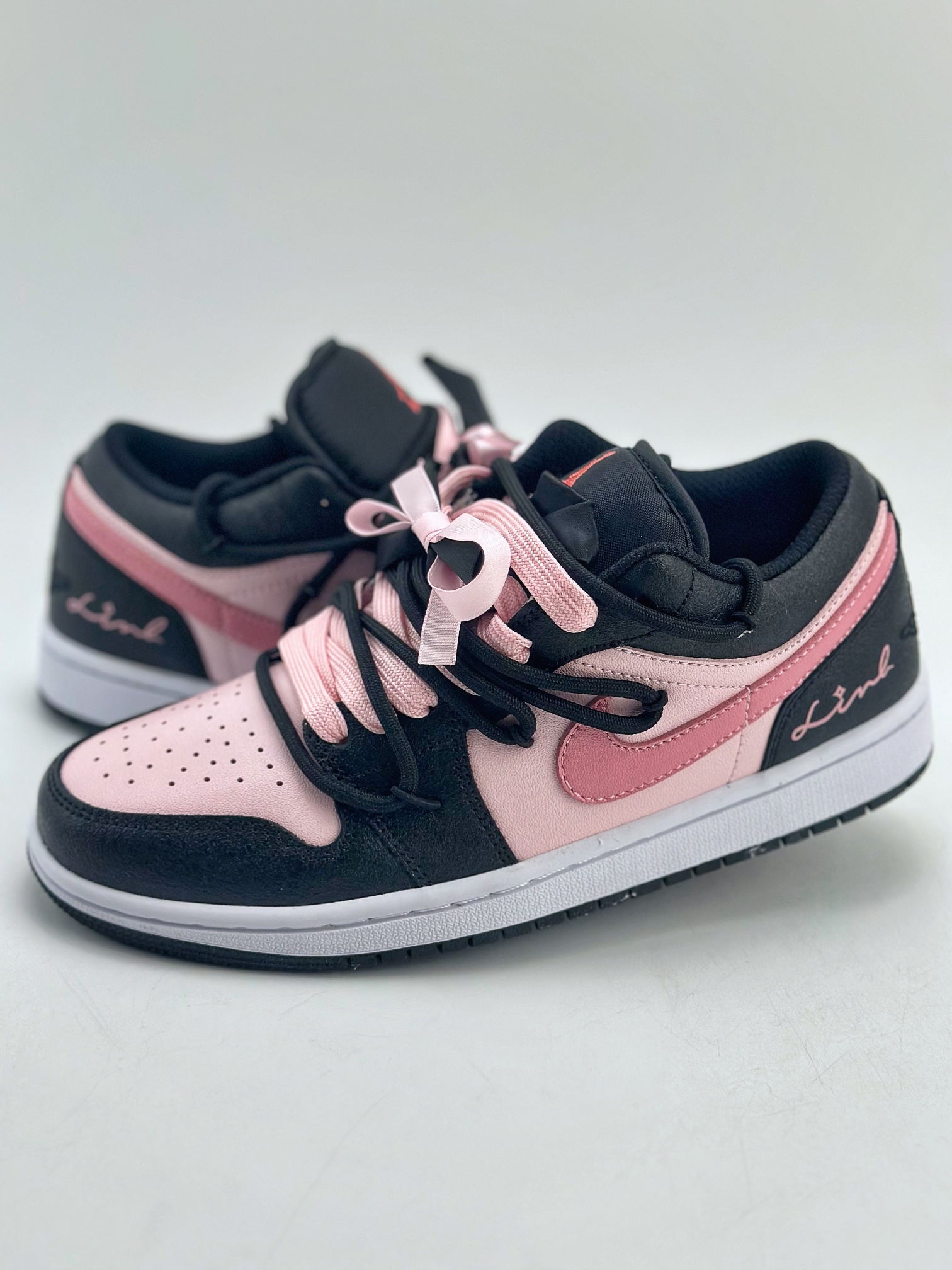 280 Air Jordan 1 Retro Low 芝芝莓莓 蝴蝶结 黑粉 DX4374-008