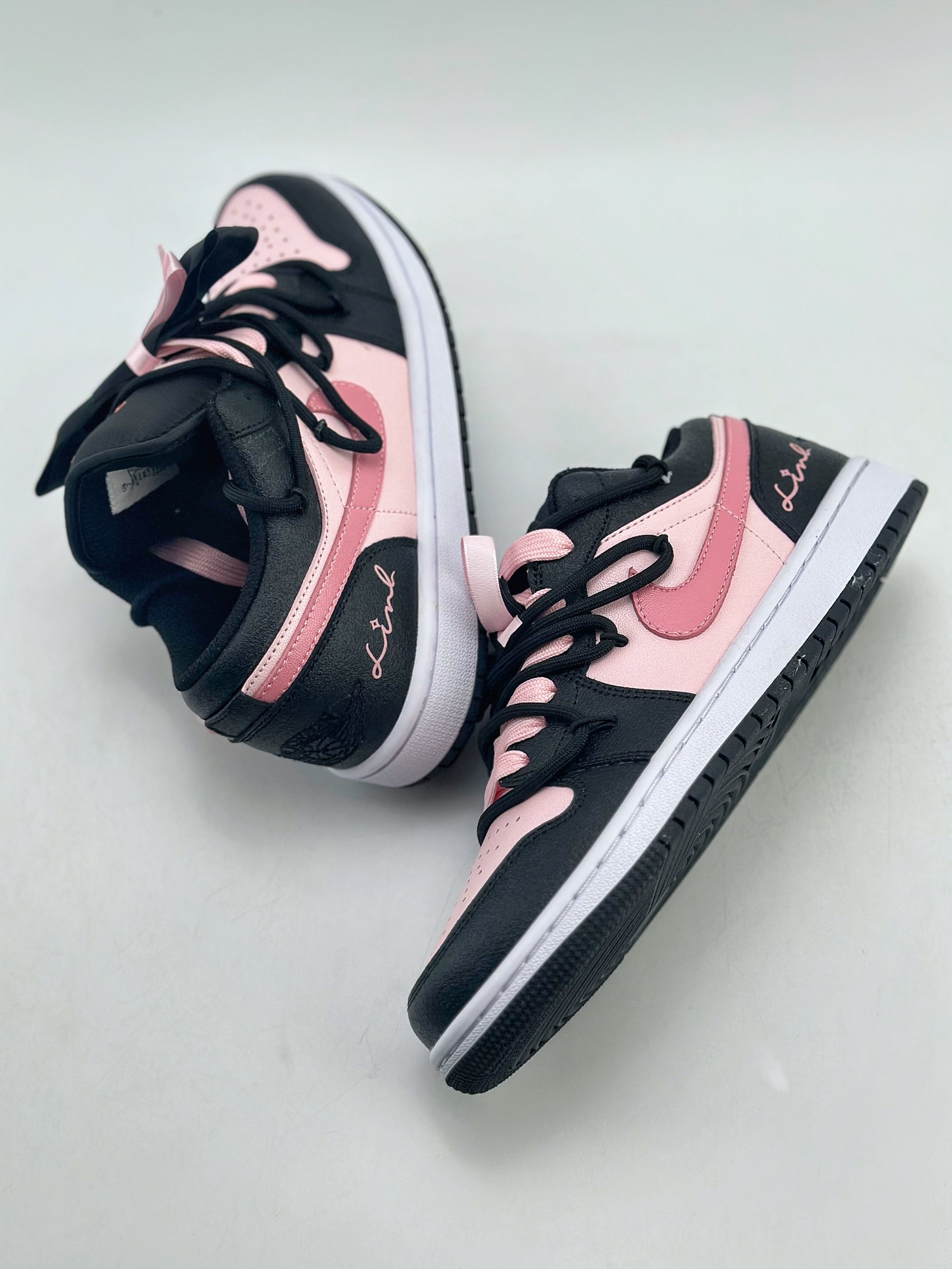 280 Air Jordan 1 Retro Low 芝芝莓莓 蝴蝶结 黑粉 DX4374-008