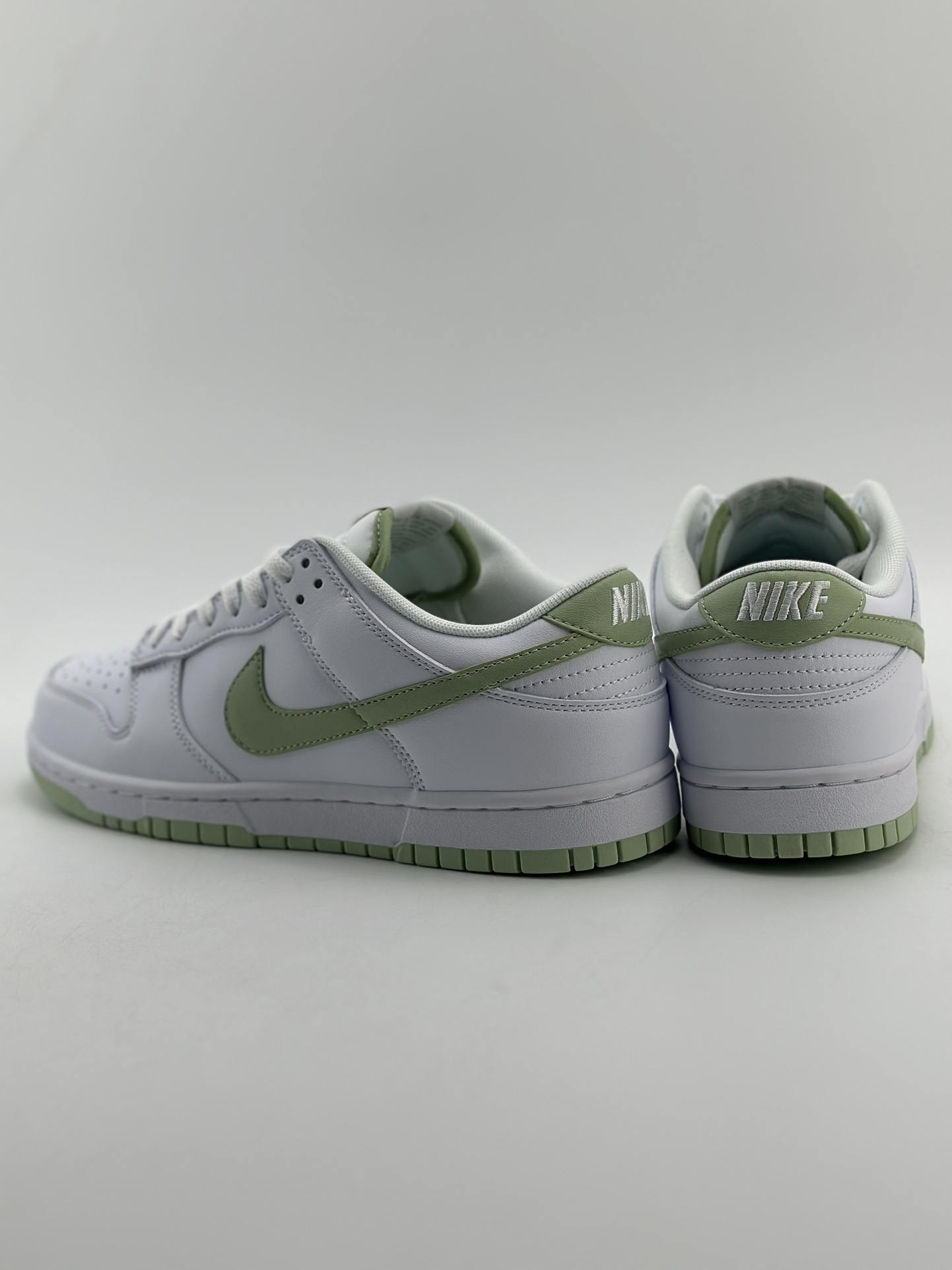 190 NIKE SB Dunk Low "Honeydew" 白绿 DD0831-105