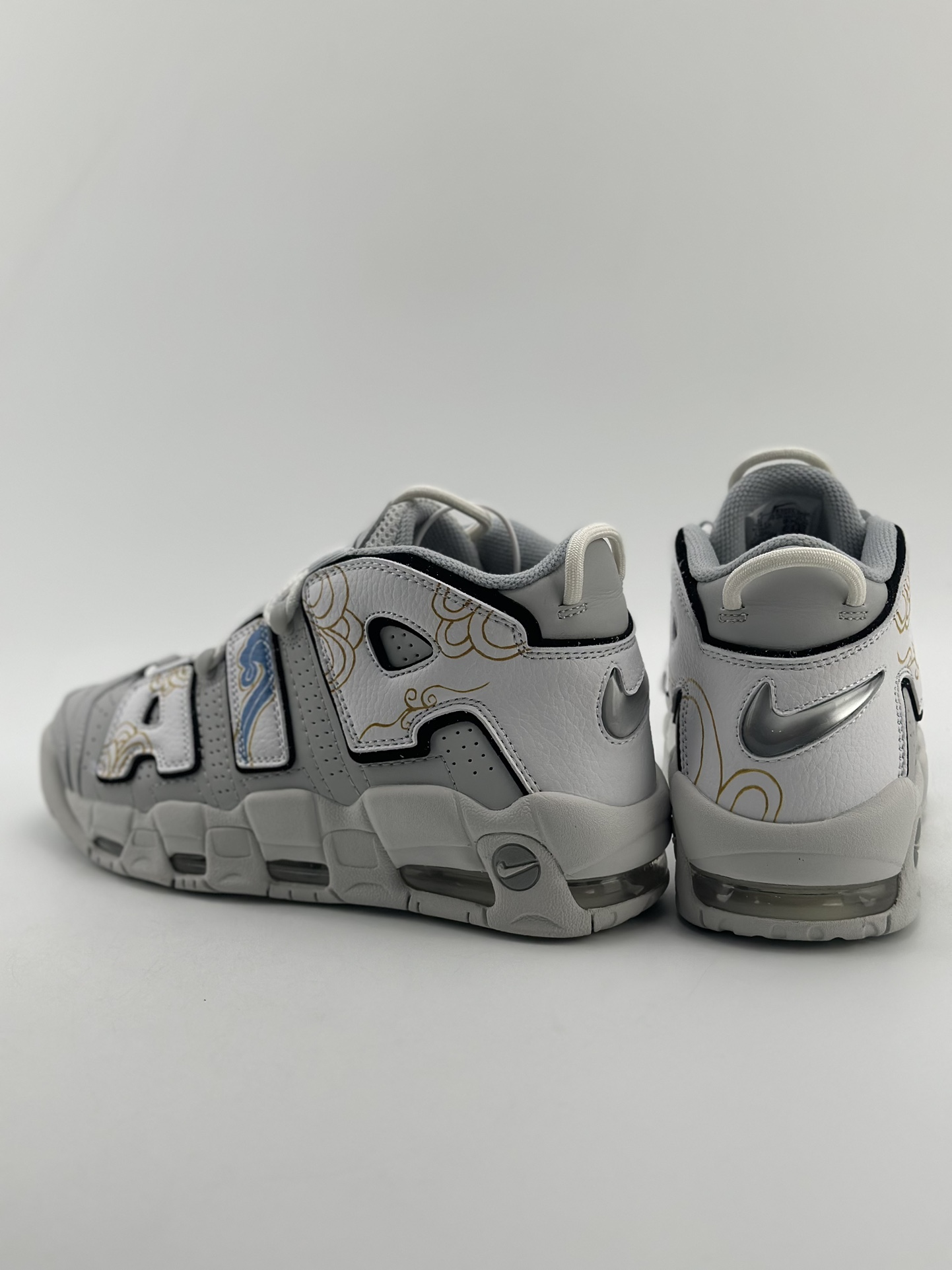 260 Air More Uptempo 祥云 白灰 代表着历史最高版本皮蓬 FB3021-001