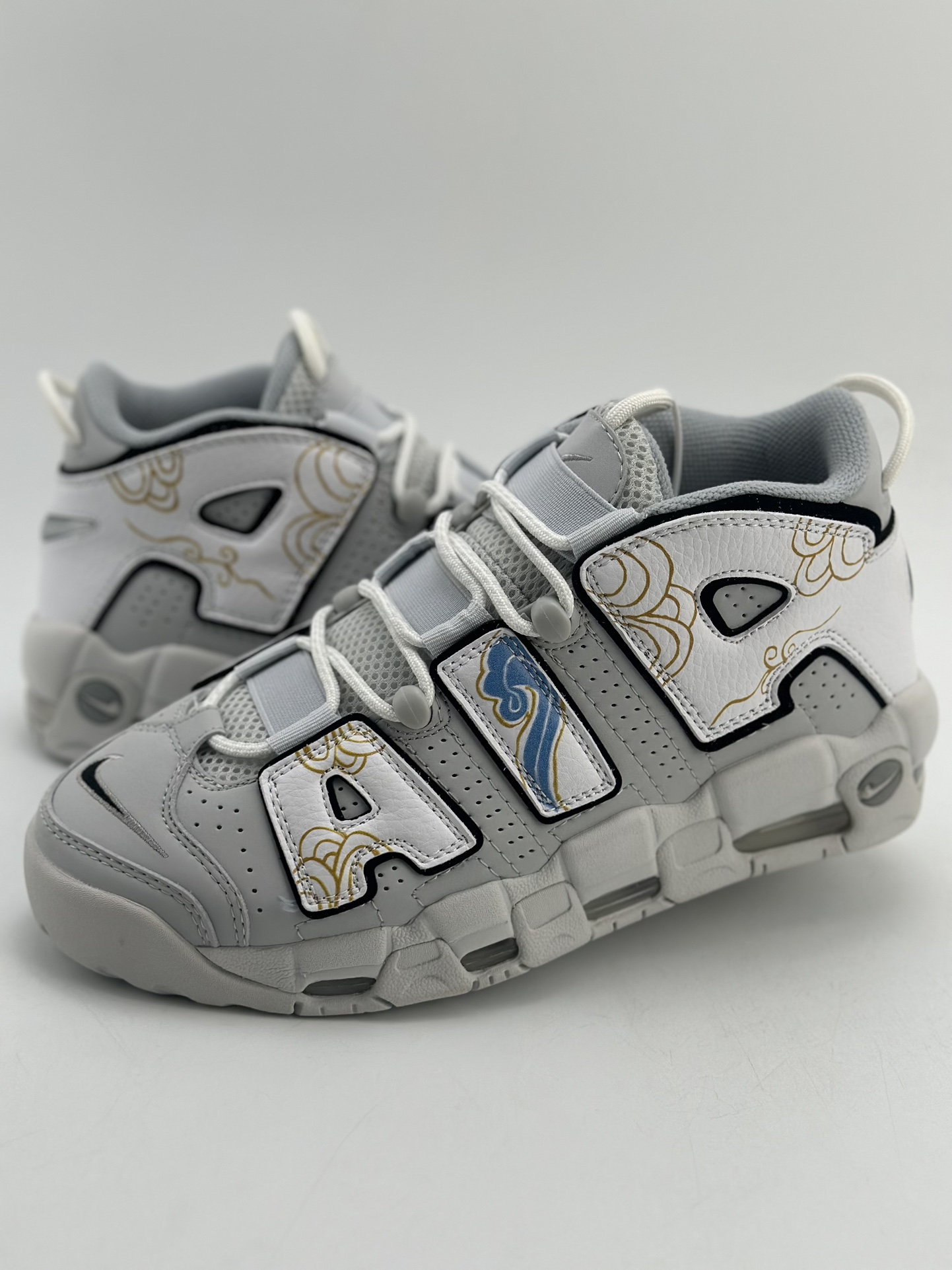 260 Air More Uptempo 祥云 白灰 代表着历史最高版本皮蓬 FB3021-001