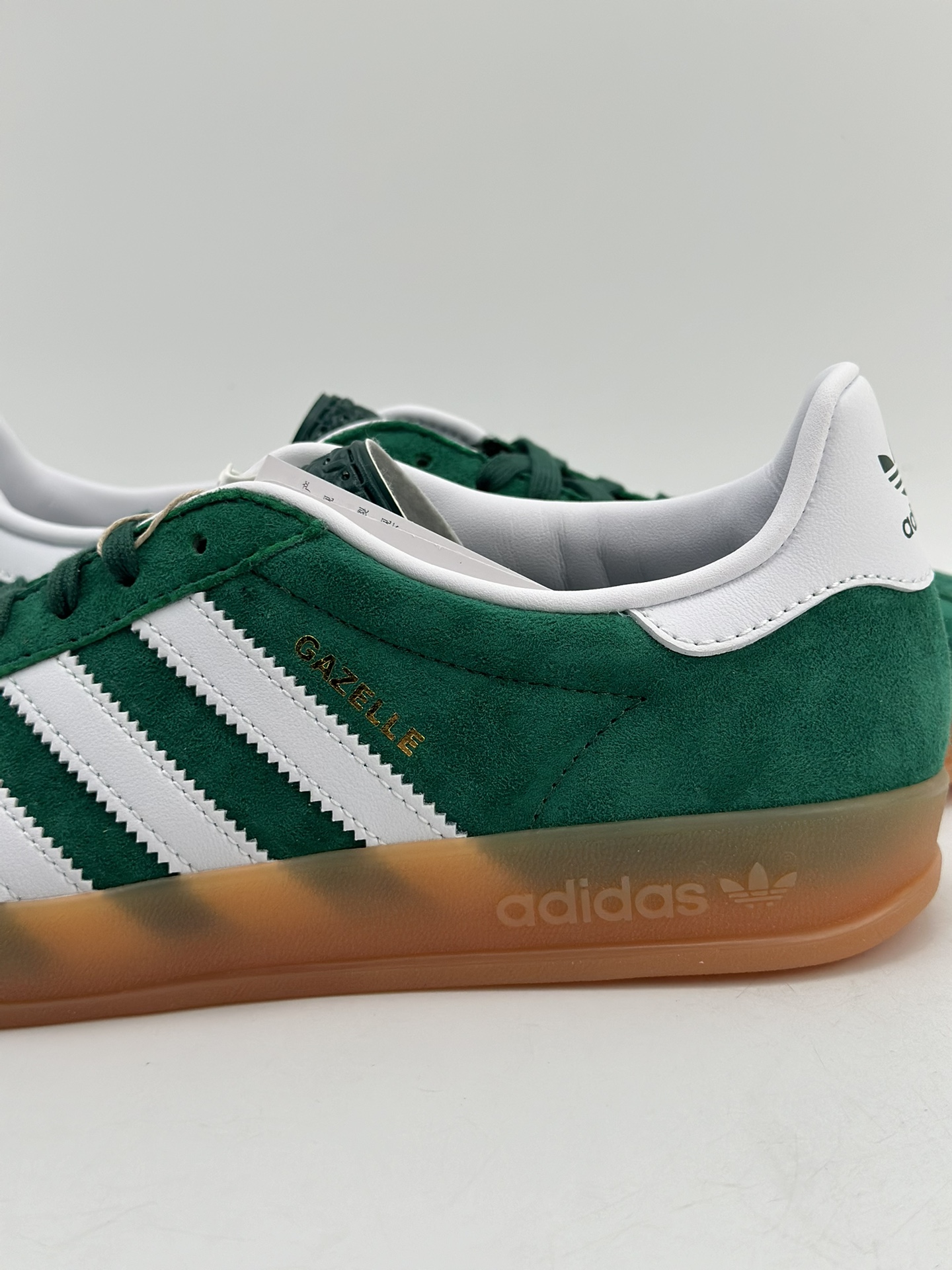 200 adidas Originals Gazelle INdoor 三叶草休闲防滑耐磨低帮板鞋  IG1596