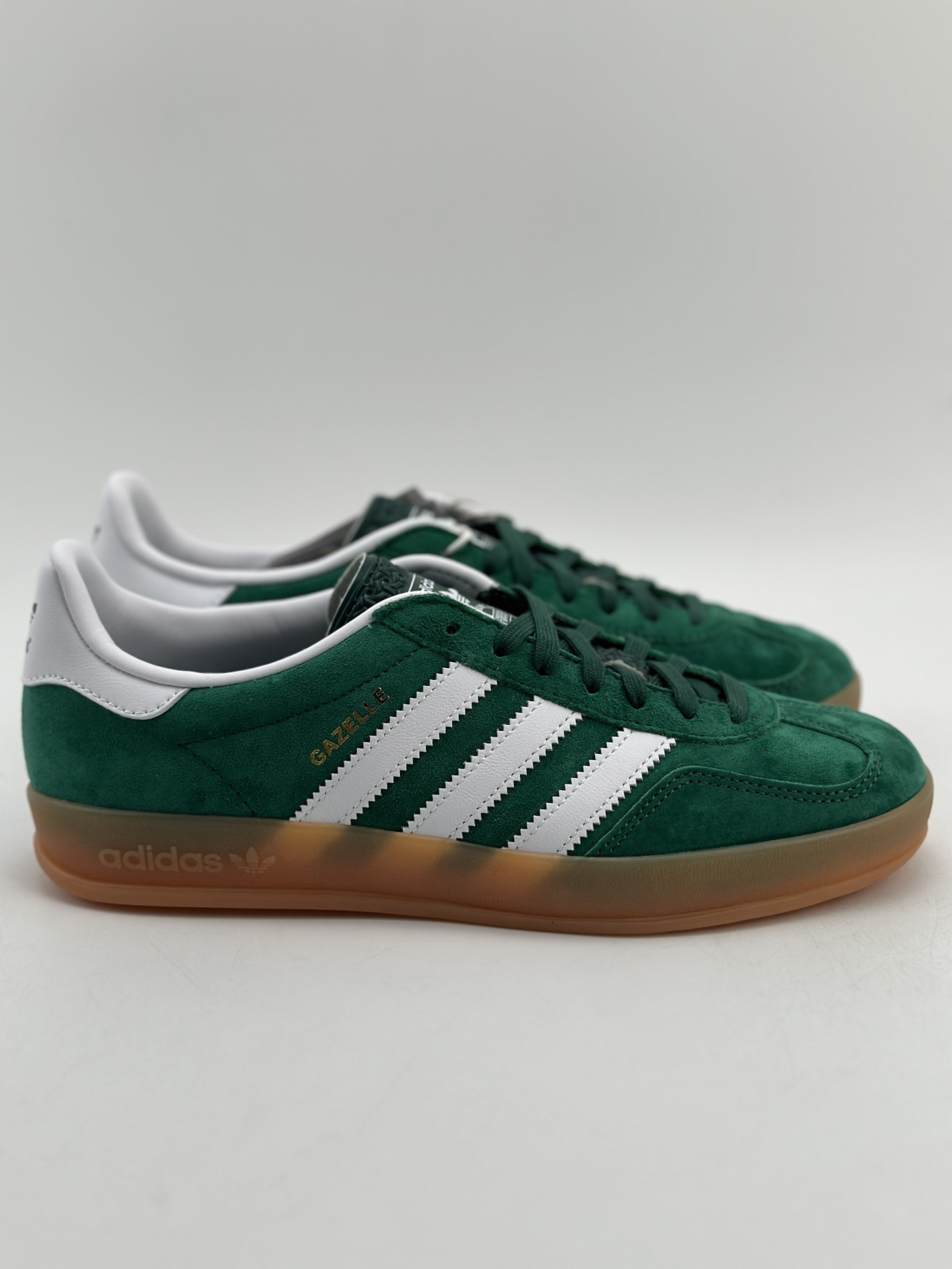 200 adidas Originals Gazelle INdoor 三叶草休闲防滑耐磨低帮板鞋  IG1596