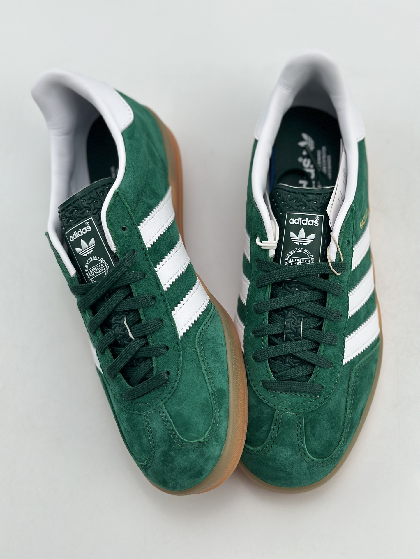 200 adidas Originals Gazelle INdoor 三叶草休闲防滑耐磨低帮板鞋  IG1596