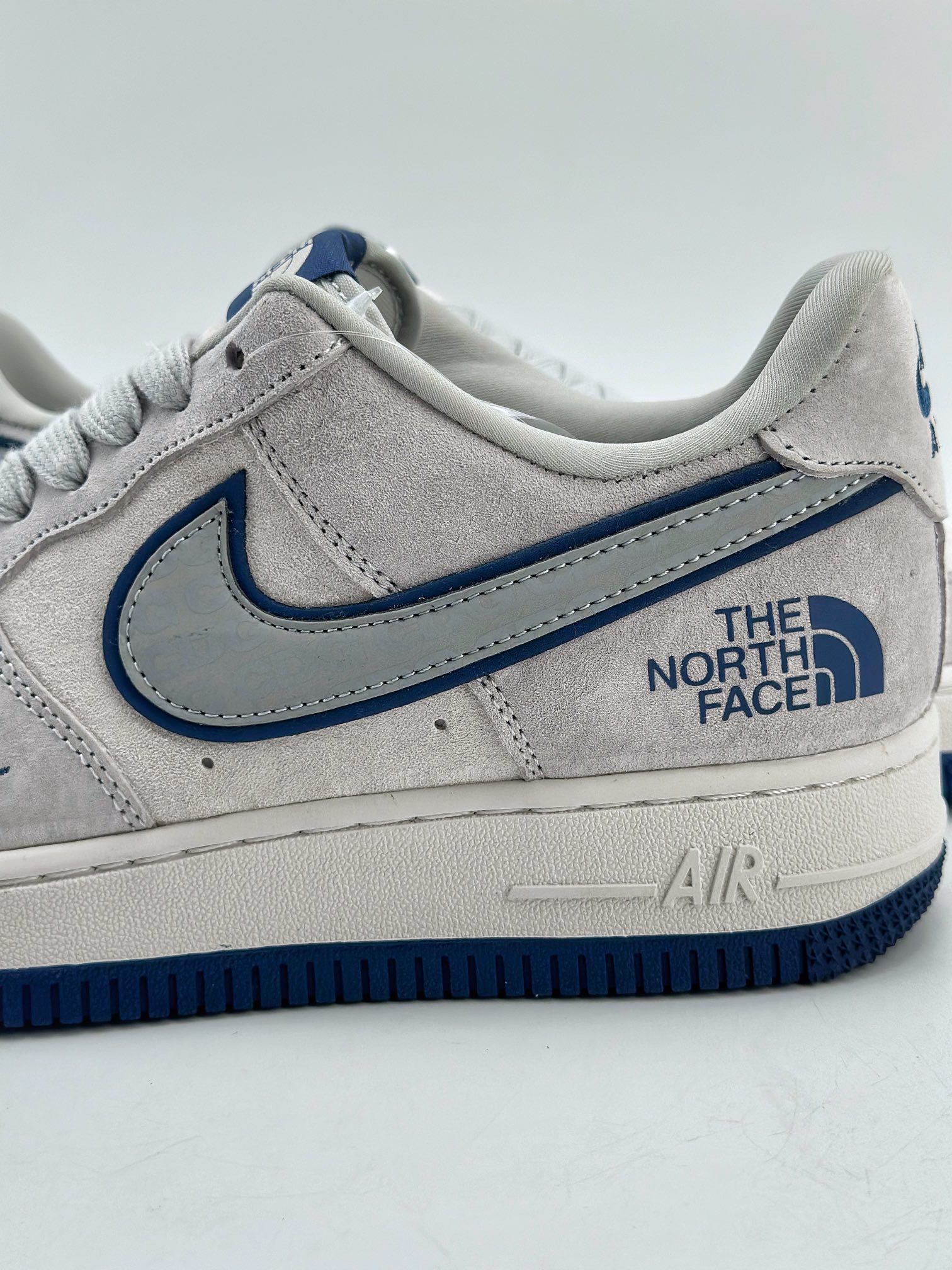 260 Nike Air Force 1 Low 07 x CDG x The North Face 白蓝 HD1968-014