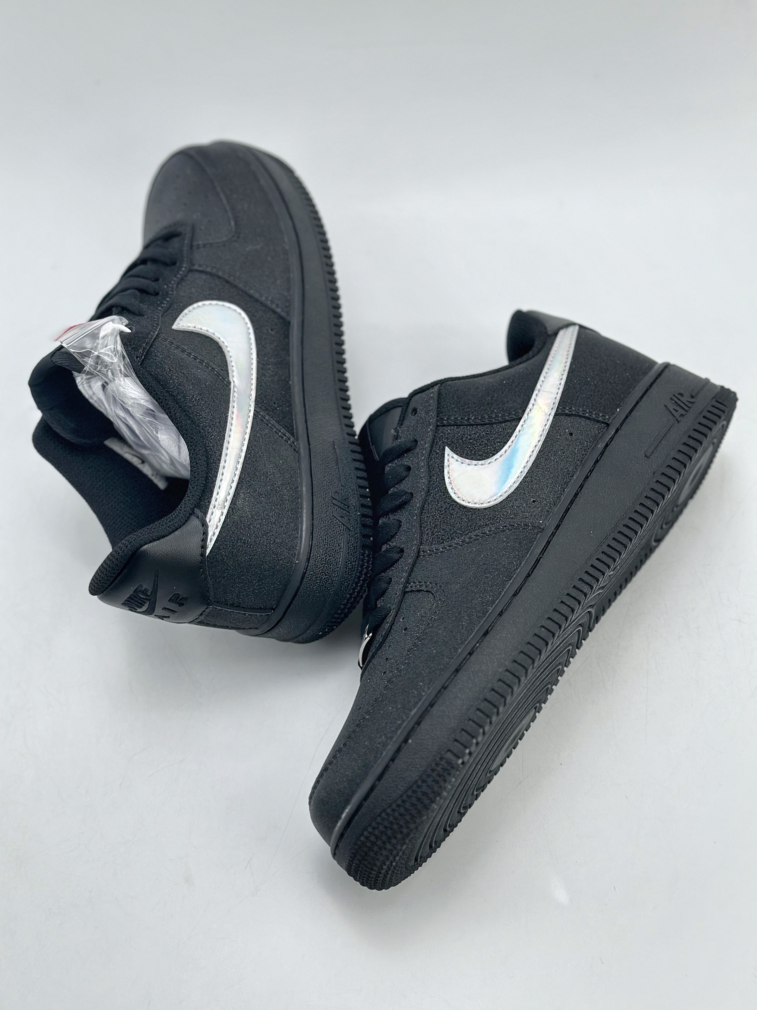 240 Nike Air Force 1 Low 07 黑闪白钩 CW2288-111