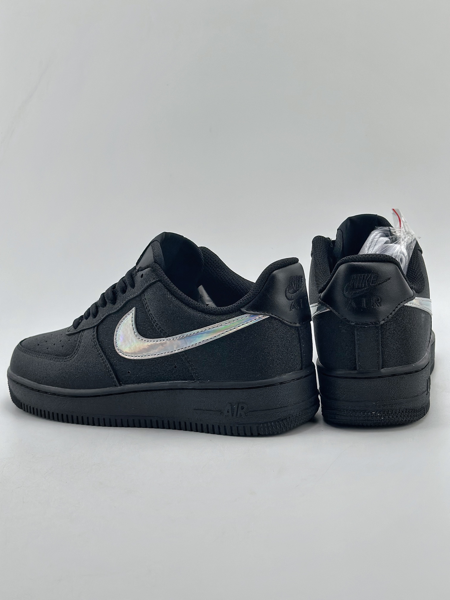 240 Nike Air Force 1 Low 07 黑闪白钩 CW2288-111