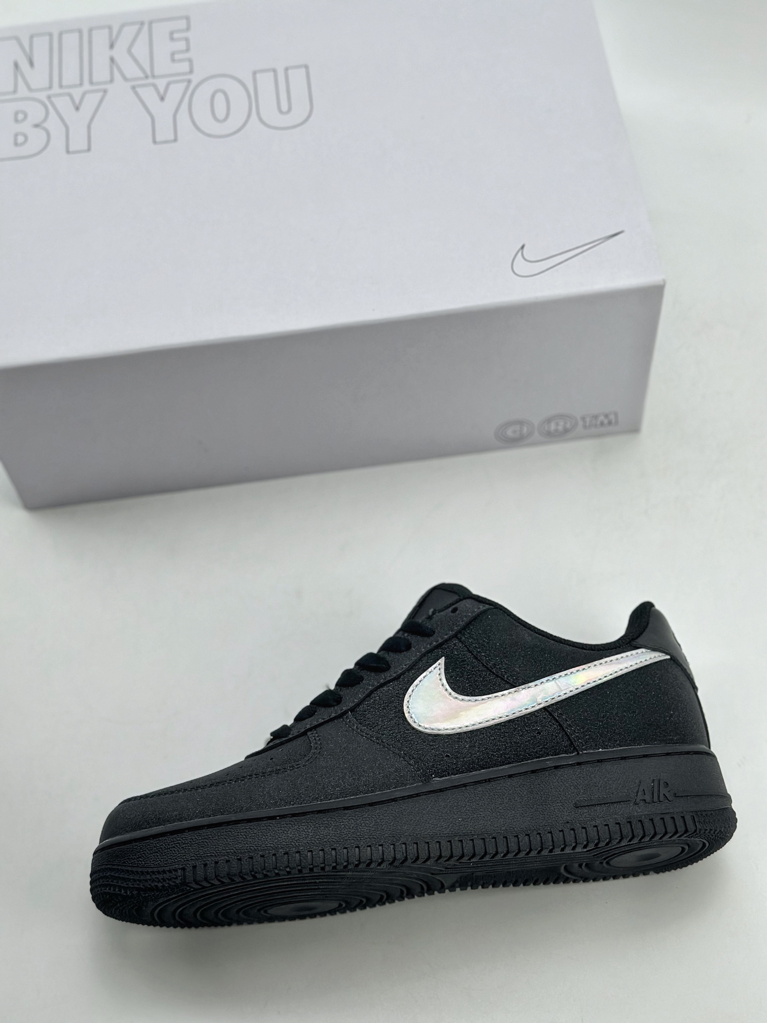 240 Nike Air Force 1 Low 07 黑闪白钩 CW2288-111